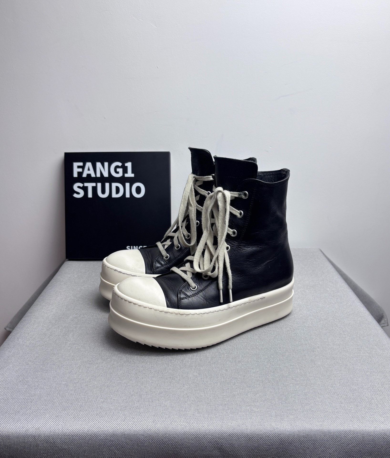 Rick Owens Rick Owens Hitop Sneakers us_7-5 Women Size US 7.5 / IT 37.5 - 1 Thumbnail