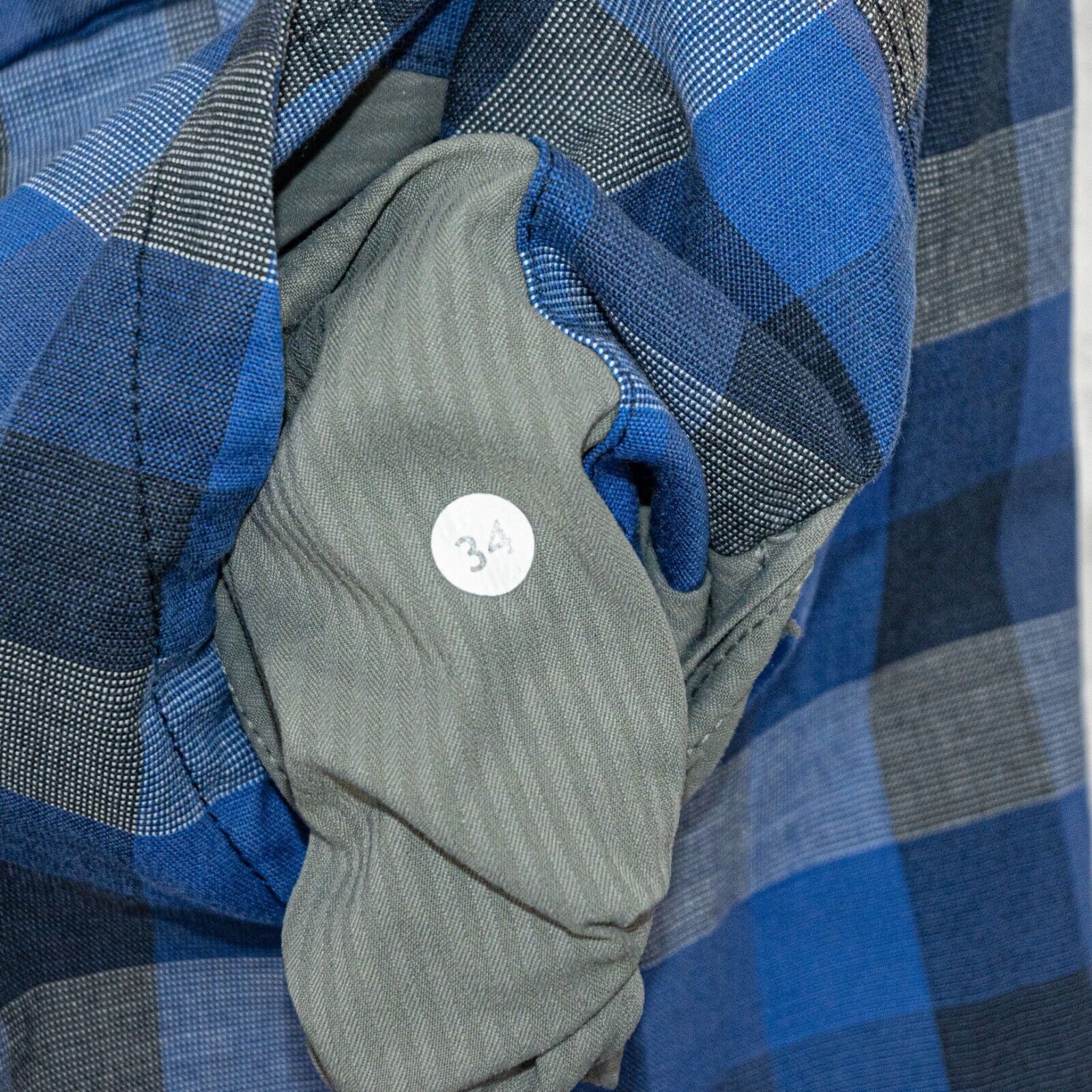 Lululemon Lululemon Men's Blue gray Checker Chino Shorts Size 34 Size US 34 / EU 50 - 7 Thumbnail