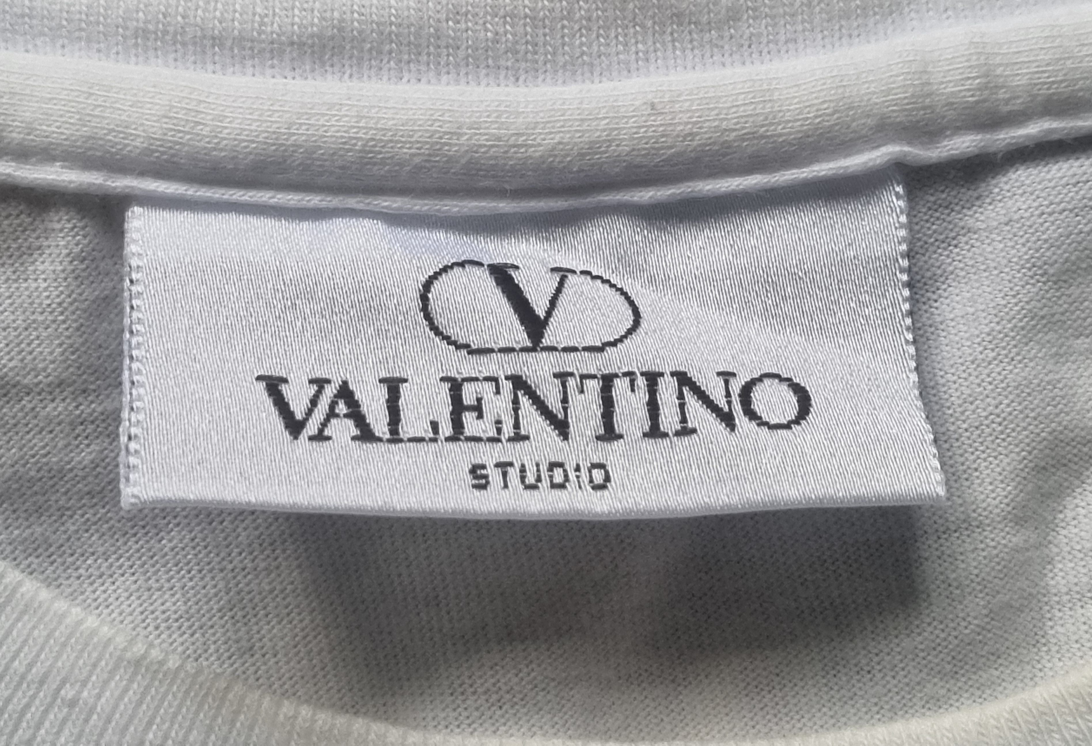 Valentino Valentino X Italian Designer T Shirt Size US L / EU 52-54 / 3 - 10 Thumbnail