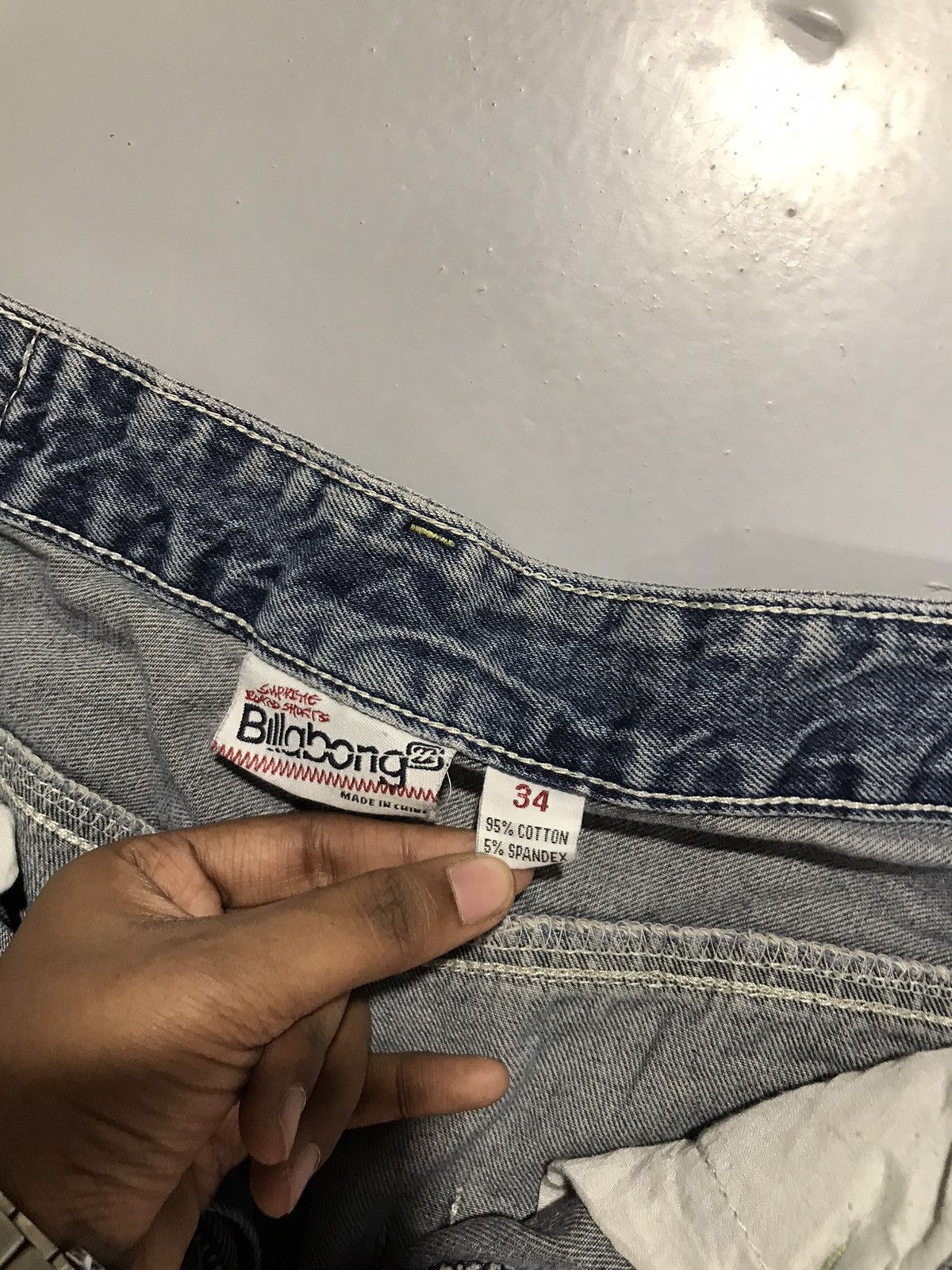 Billabong Vintage billabong embroidered denim jort Size US 34 / EU 50 - 6 Thumbnail