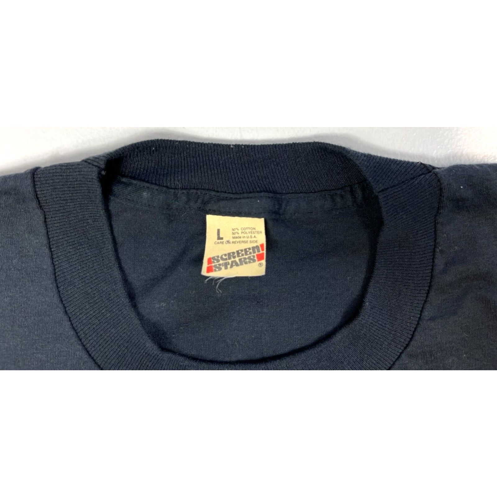 Vintage VINTAGE Screen Stars Chicago T-Shirt Unisex Adults 1988 Black Short Sleeve Crew Neck Large City USA Size US L / EU 52-54 / 3 - 6 Thumbnail
