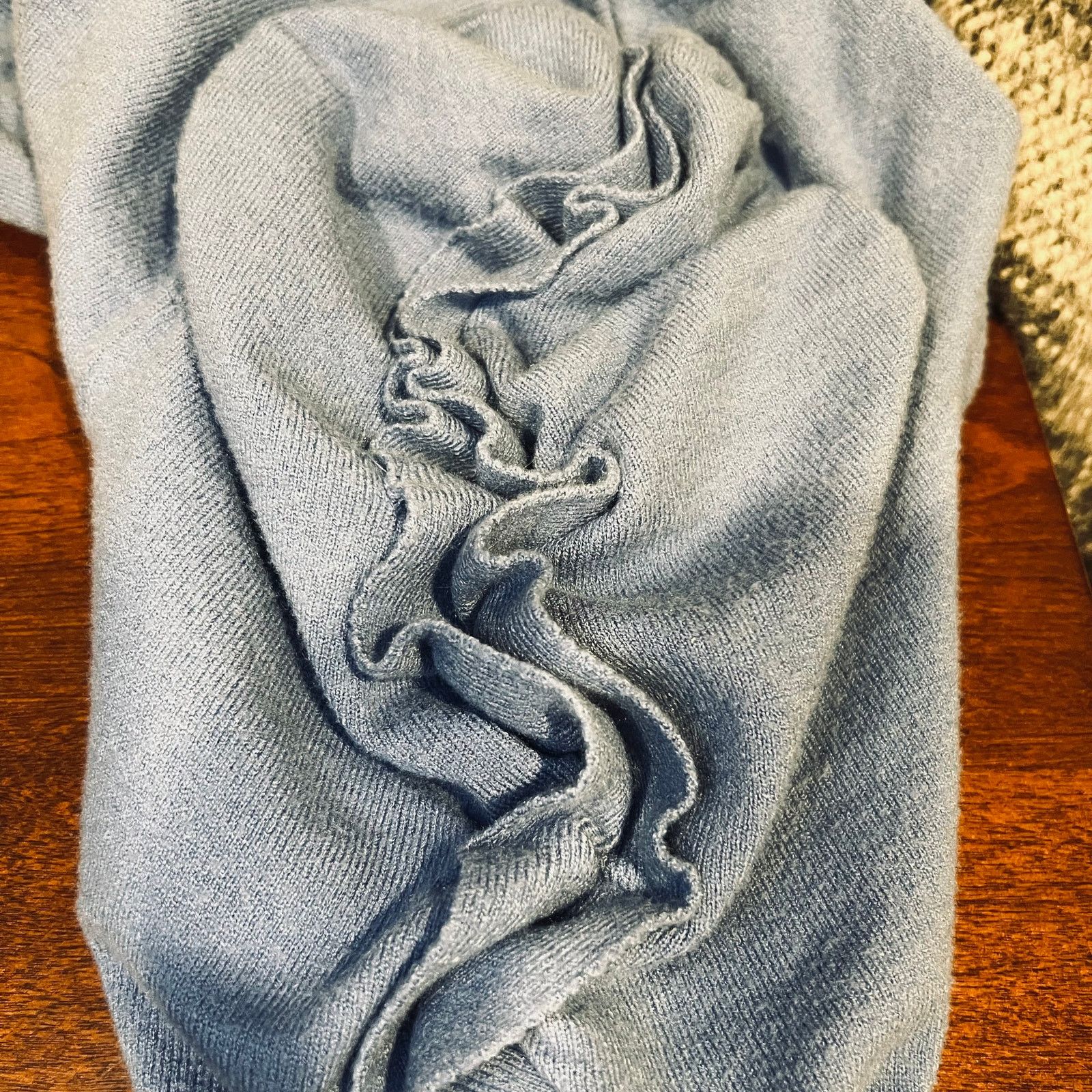 Express Express Women's Blue Ruffle Sleeve Sweater Size M Size M / US 6-8 / IT 42-44 - 4 Thumbnail