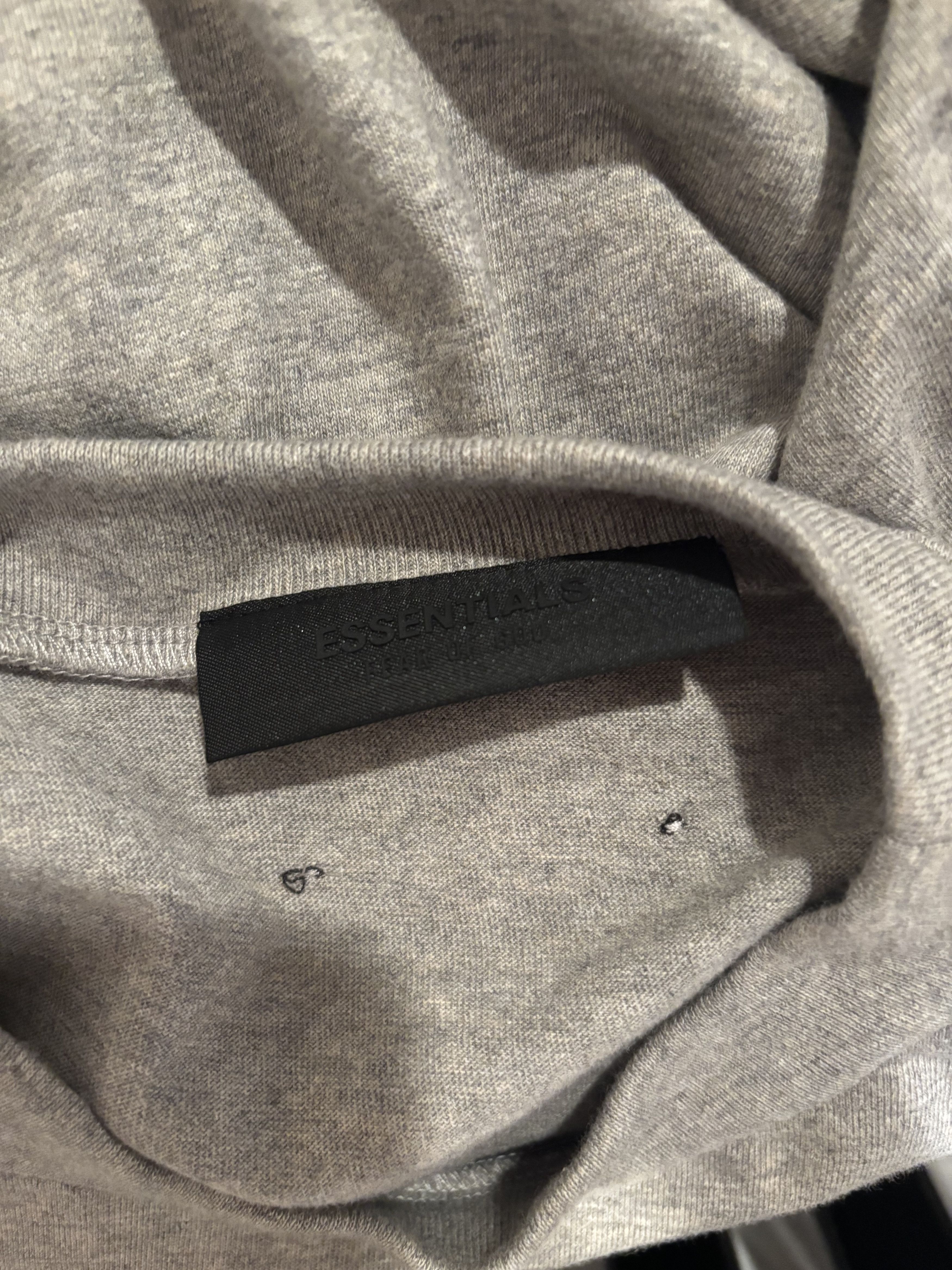 Essentials Fear Of God Essentials Grey Short Sleeve Size US L / EU 52-54 / 3 - 3 Thumbnail