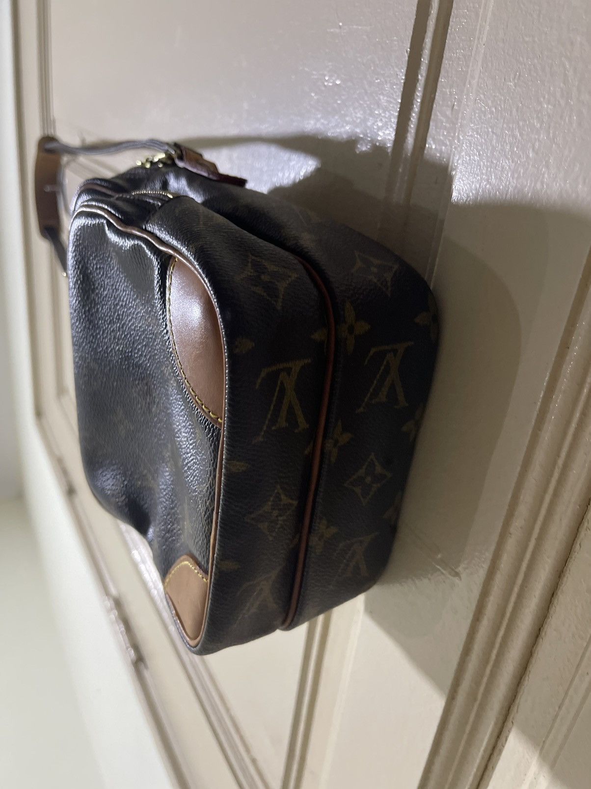 Louis Vuitton Vintage Louis Vuitton Amazon Monogram Crossbody Shoulder bag Size ONE SIZE - 5 Thumbnail