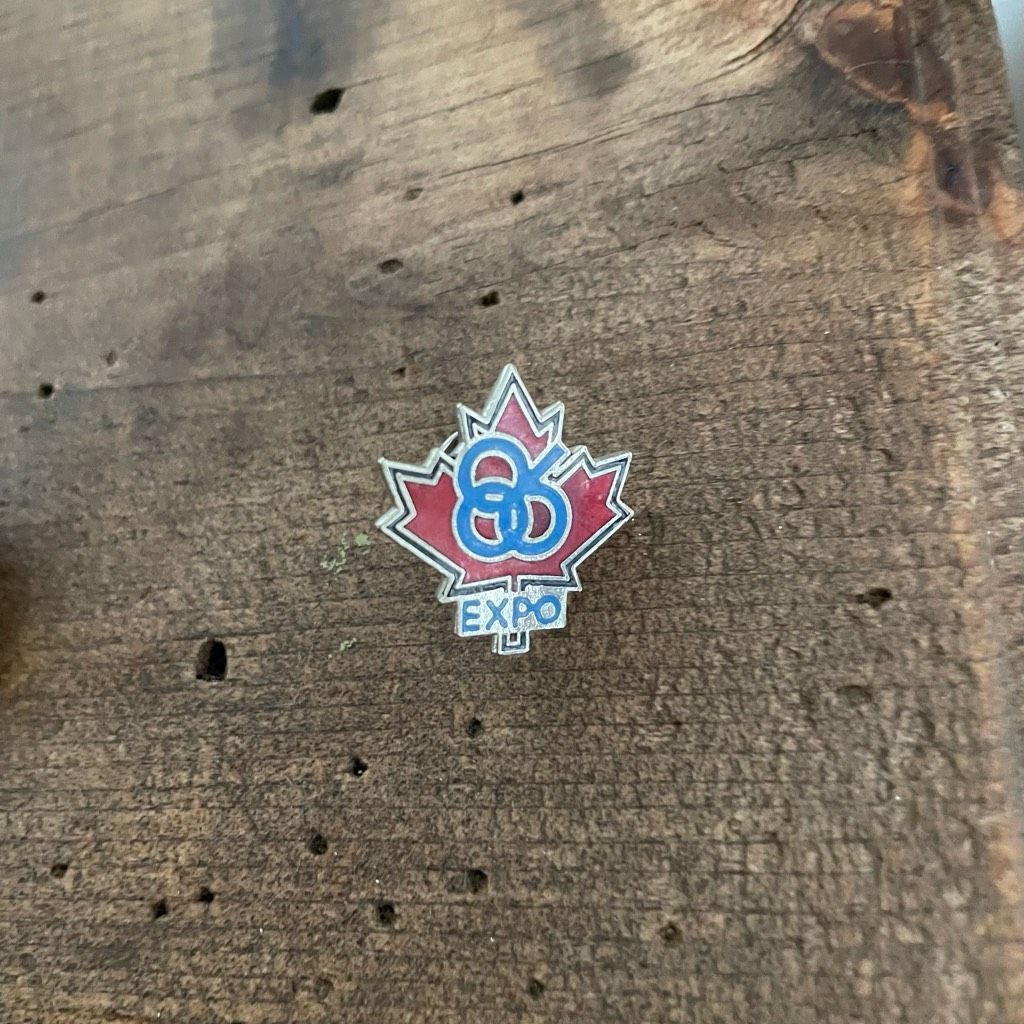 Vintage 6 Vintage Lapel Pins Batman St Kitts Firebird Amateur Radio 86 Expos Ducks Unlimited British Columbia Size ONE SIZE - 5 Thumbnail
