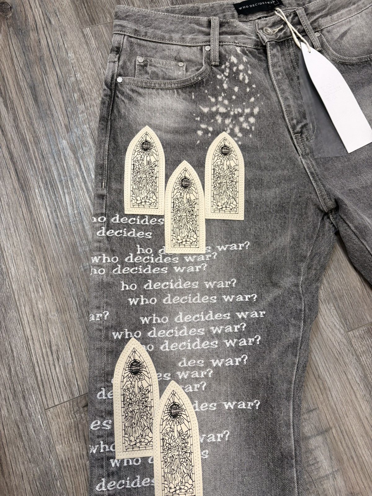 Who Decides War Who decides War scripture jeans gray size 34 Size US 34 / EU 50 - 2 Thumbnail