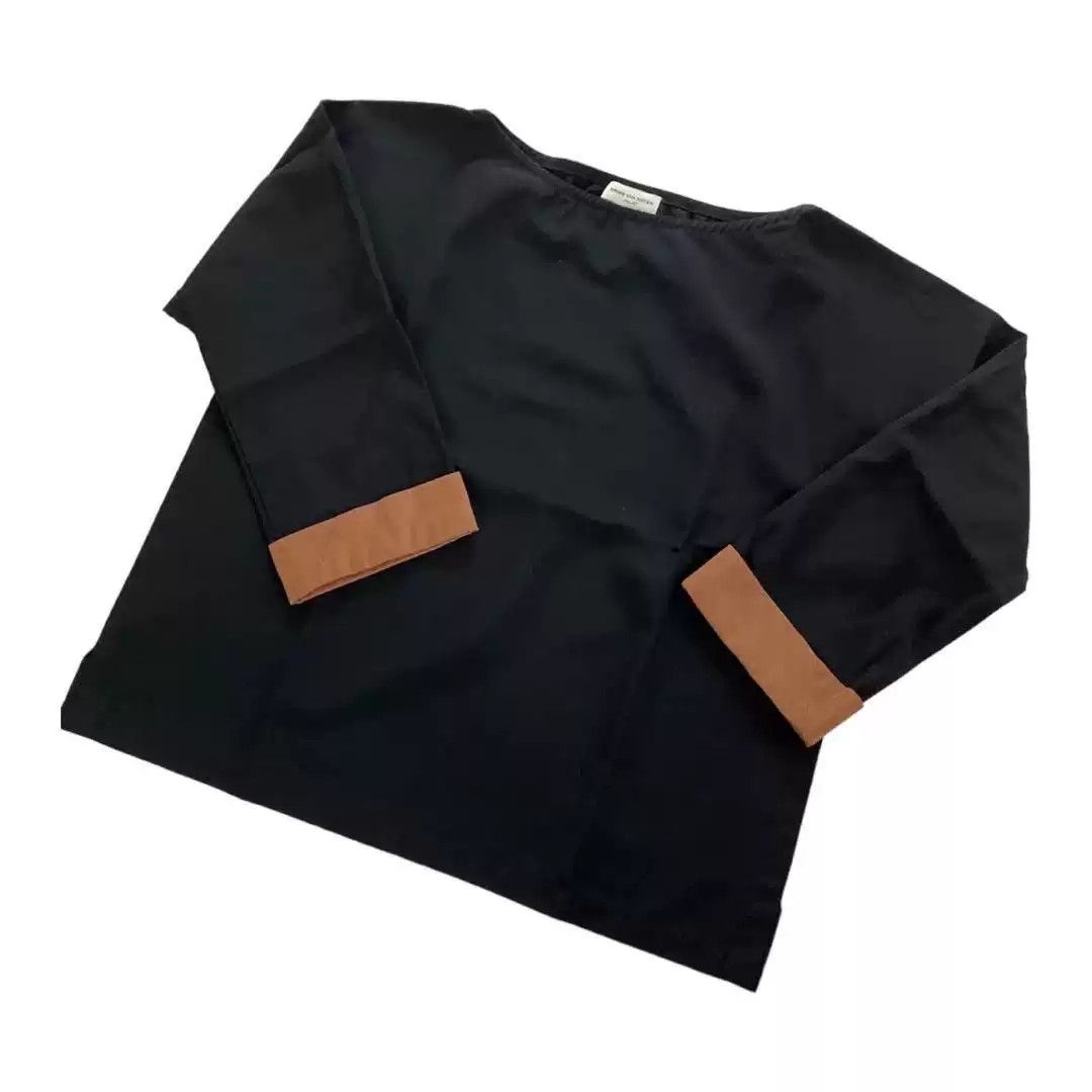 Dries van noten short sleeves are very simple new Chinese style.