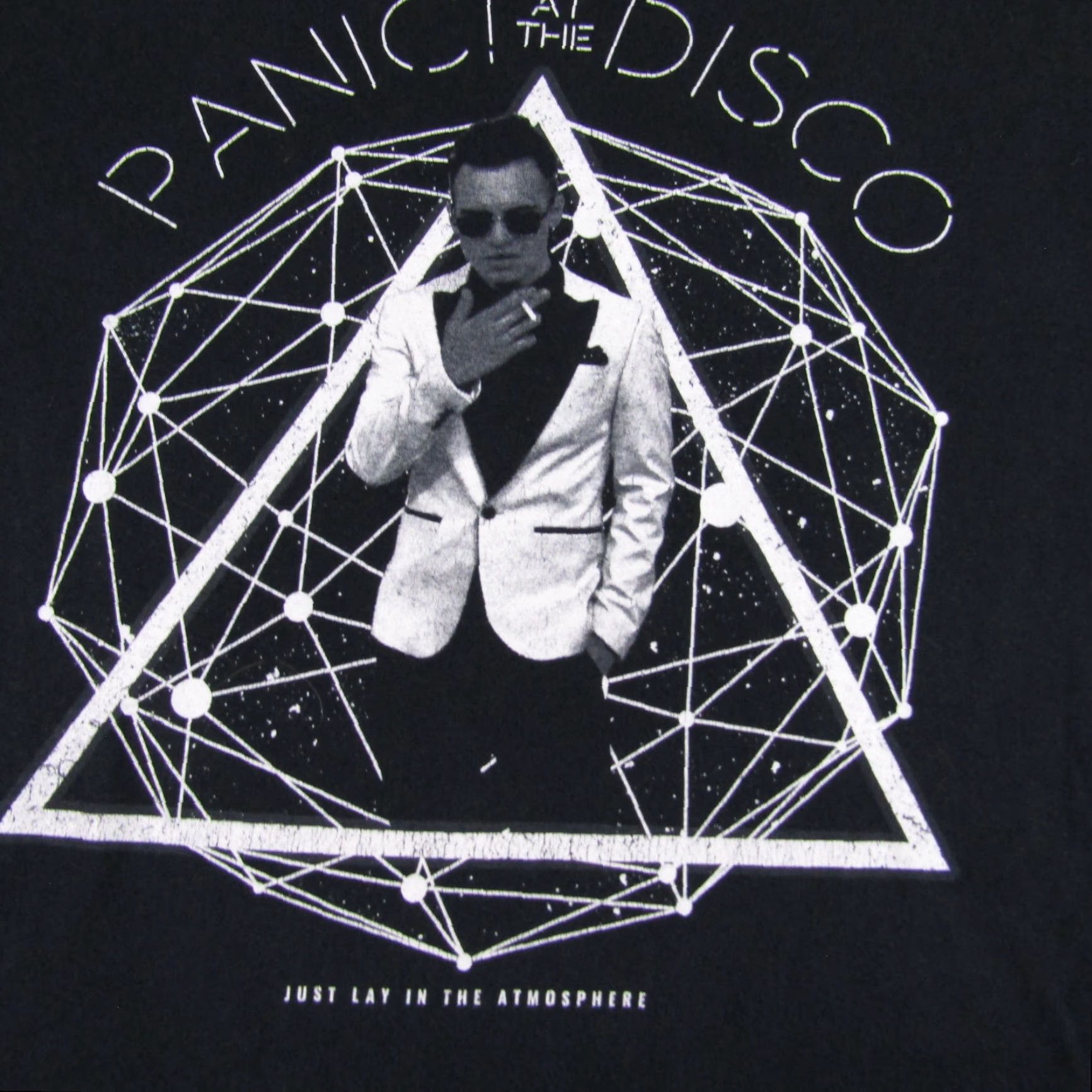 Gildan VINTAGE Panic At The Disco T-Shirt Men Small Black Band Music Rock Concert Tee 90s Size US S / EU 44-46 / 1 - 6 Thumbnail