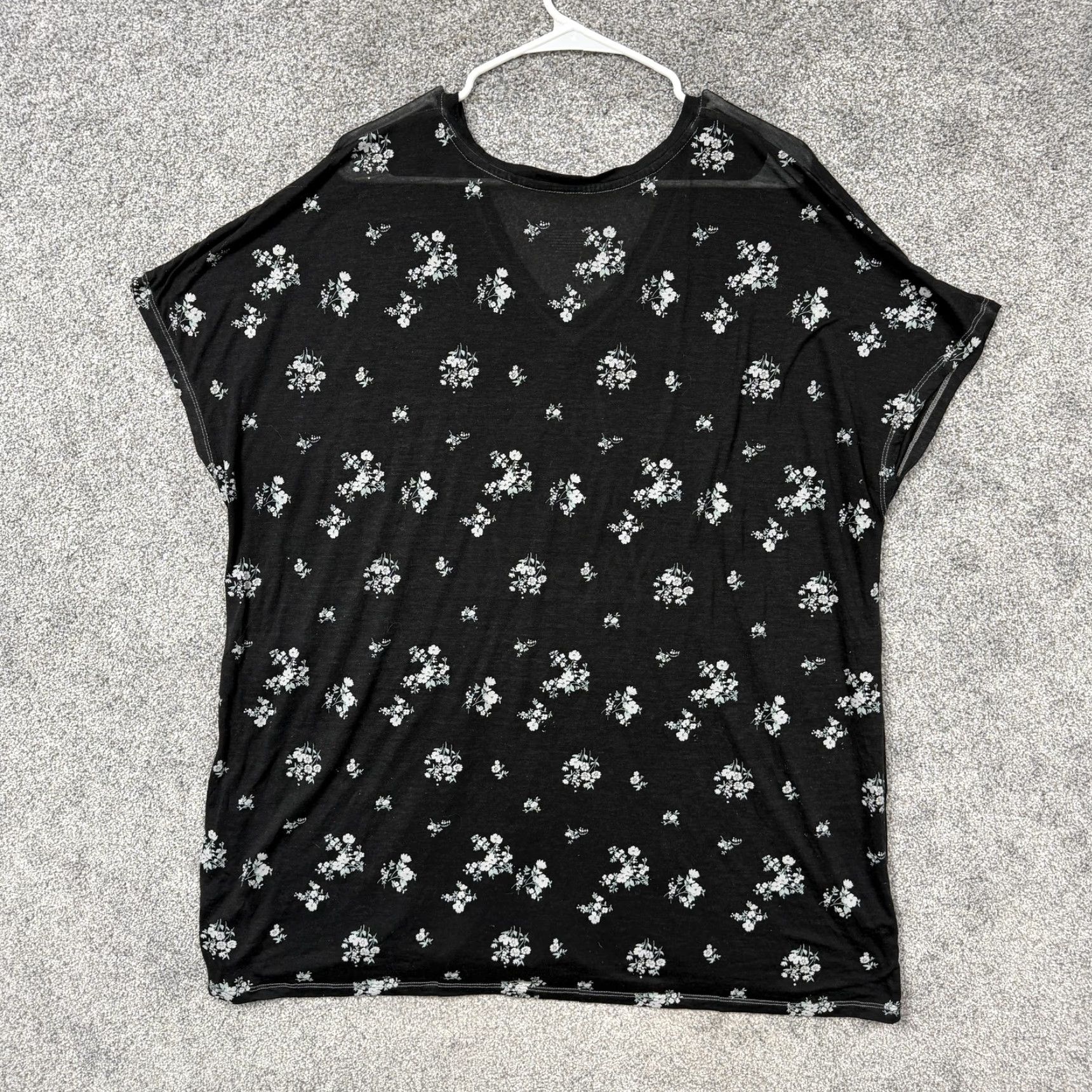 Vintage Lane Bryant T-Shirt Womens Plus 22/24 Black Floral Gothic Live in the Moment Tunic Dolman Sleeve V-Neck Short Sleeve Summer Casual Size 3XL / US 20-22 - 6 Thumbnail