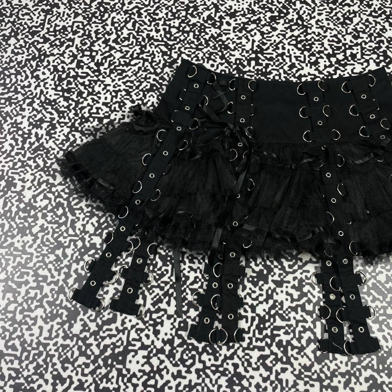 Seditionaries Vintage Y2K Gothic Hell Bunny Bondage Sexy Mini Skirt Tripp Size 27" / US 4 / IT 40 - 6 Thumbnail
