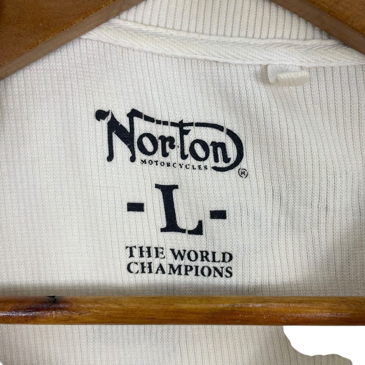 Norton Norton Motorcycle Vneck Waffle Tee Shirt Size US L / EU 52-54 / 3 - 9 Thumbnail
