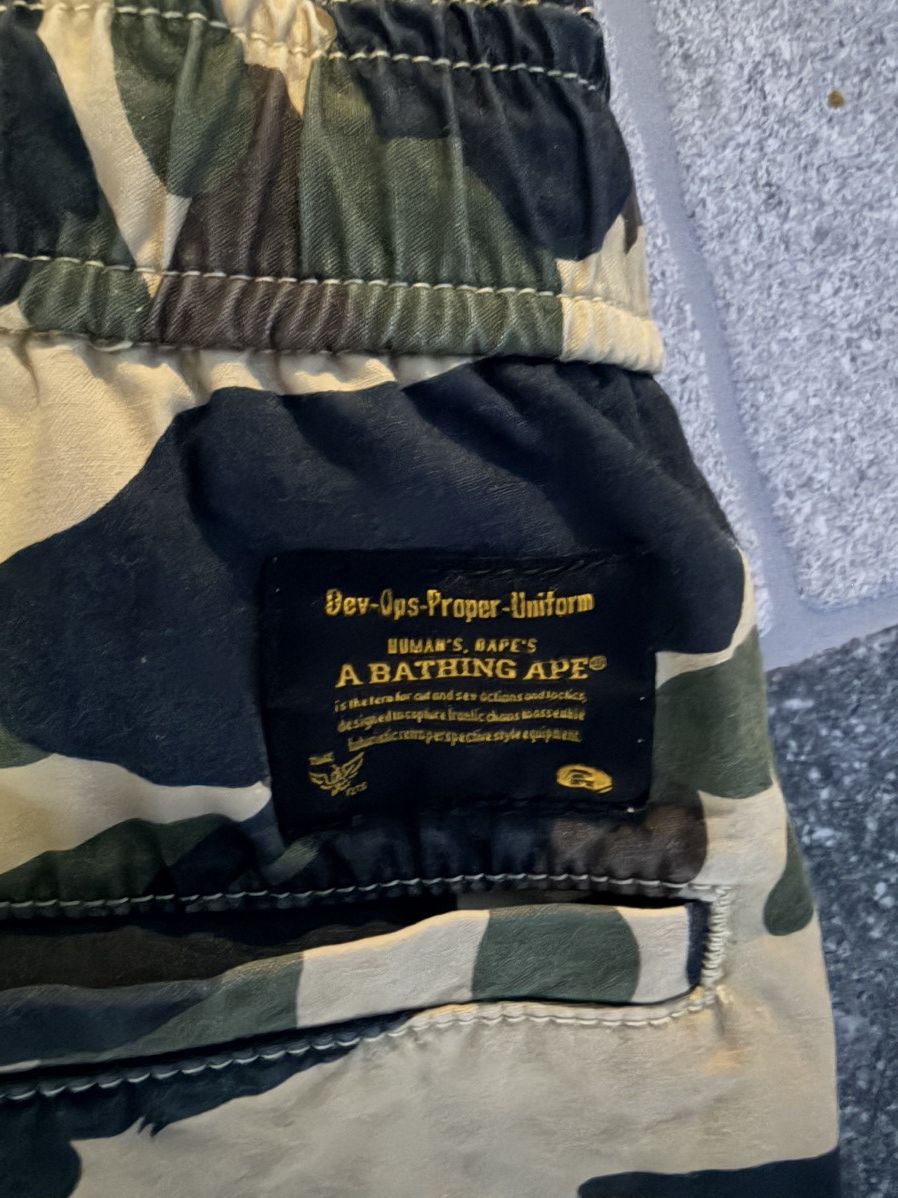 Bape Bape yellow 1st camo shorts Size US 32 / EU 48 - 3 Thumbnail