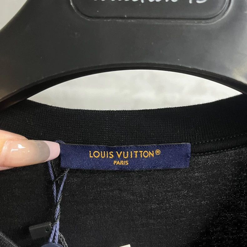 Louis Vuitton Louis Vuitton 24 New Black Classic Logo Cotton Short Sleev Size US XL / EU 56 / 4 - 2 Thumbnail