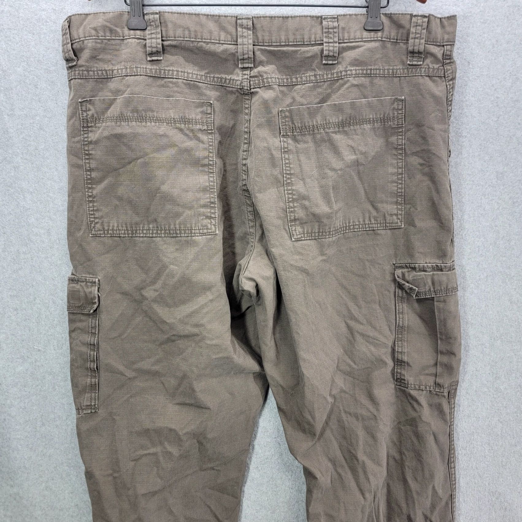 Wrangler Wrangler pants mens 40x30 Cargo Workwear Beige 70L3WOD Rip Stop Cotton Relaxed Regular Jeans Pants Mens Size US 40 / EU 56 - 5 Thumbnail