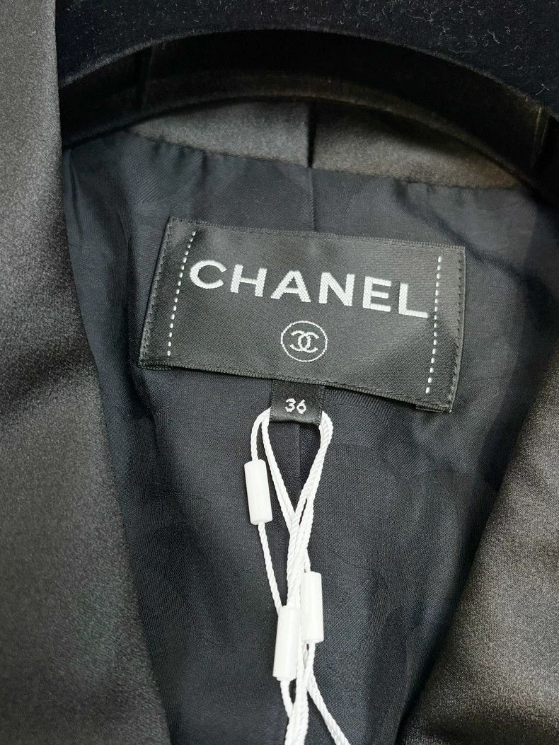 Chanel Chanel 22S show black glitter satin lapel silhouette jacke Size XS / US 0-2 / IT 36-38 - 5 Thumbnail