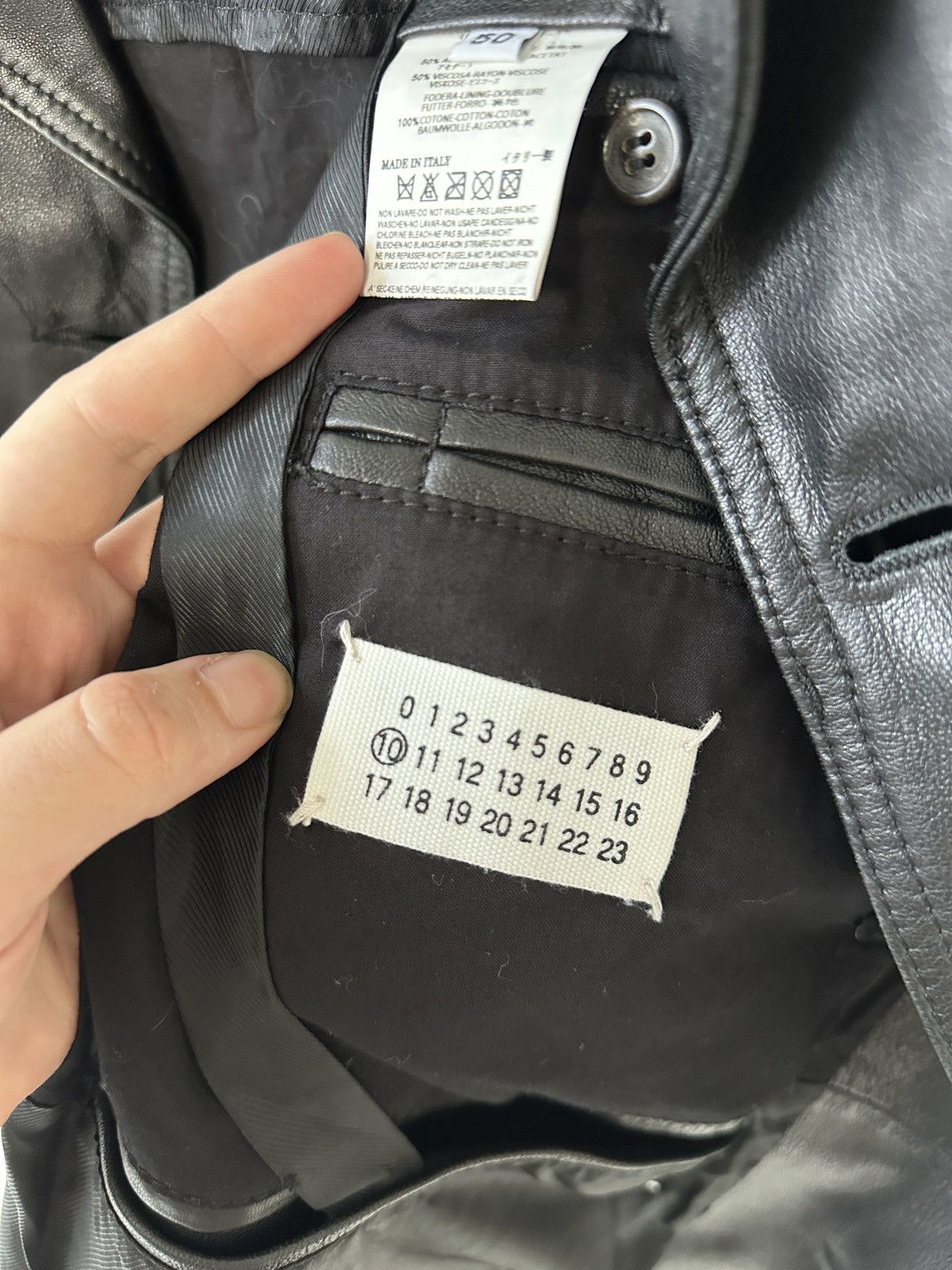 Maison Margiela Rare Maison Martin Margiela Archival 2005 FW Leather Trench, Size US M / EU 48-50 / 2 - 6 Thumbnail
