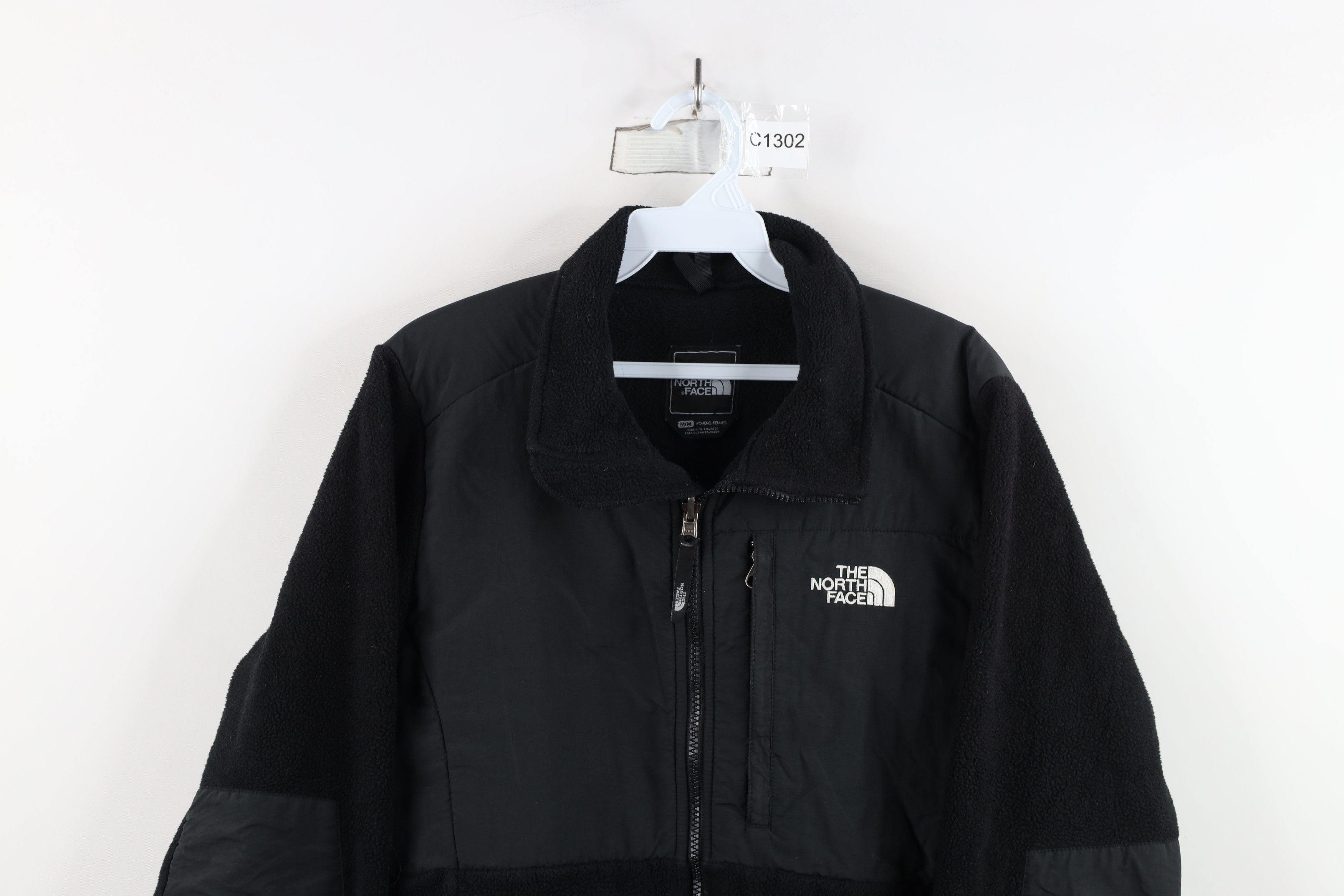 The North Face × Vintage Vintage The North Face Distressed Denali Fleece Jacket Black Size M / US 6-8 / IT 42-44 - 2 Thumbnail