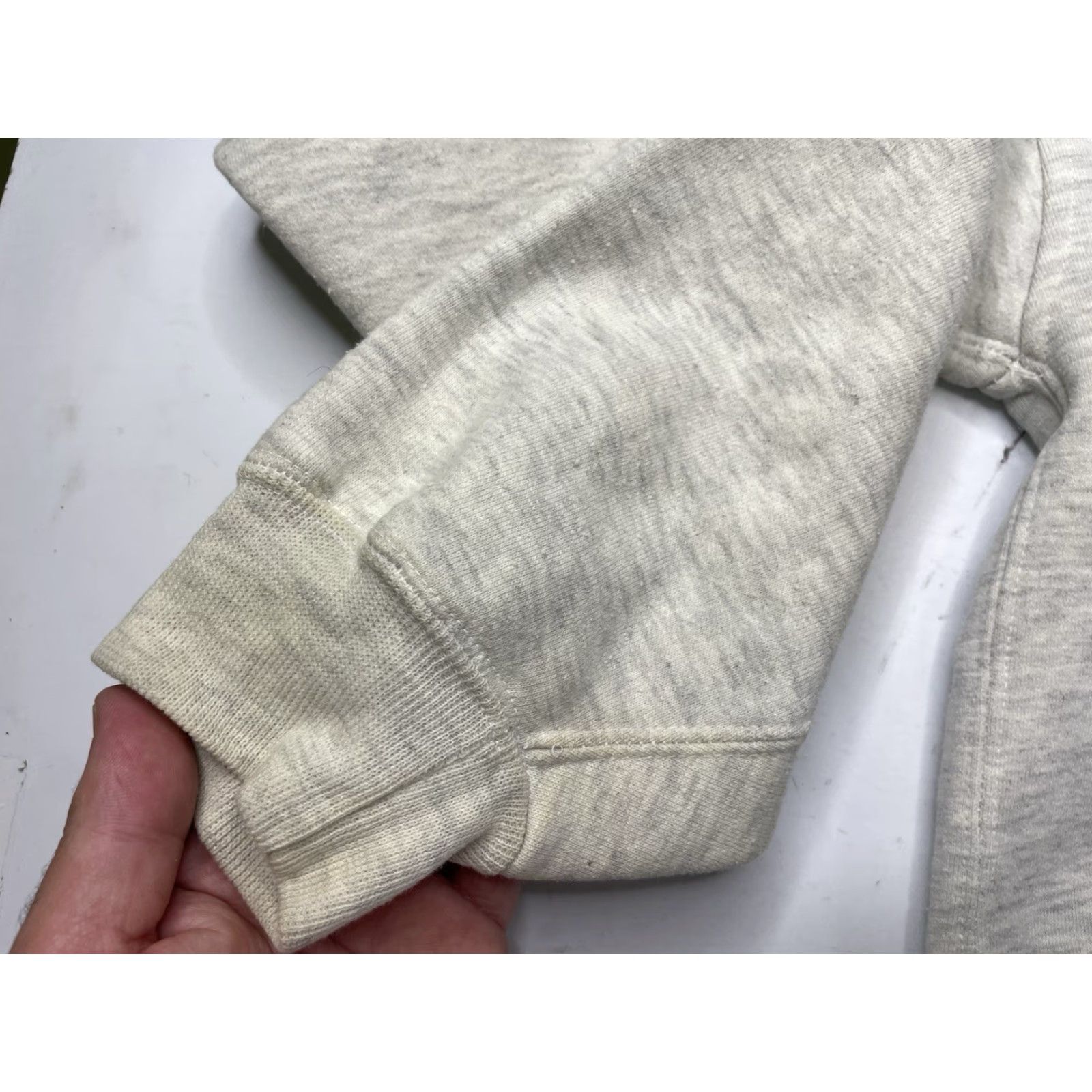 Vintage VINTAGE Notre Dame Football Sweatshirt Mens Large Gray College University Sweatshirt Size US L / EU 52-54 / 3 - 6 Thumbnail