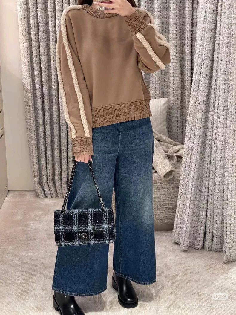 Chanel Chanel 24K khaki back white letter elastic waist round col Size XXS / US 00 / IT 34 - 8 Thumbnail