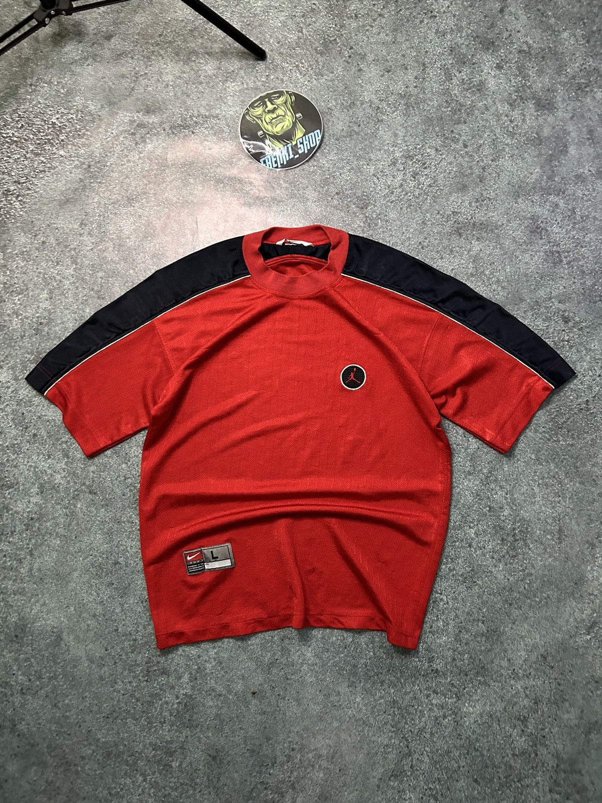 Jordan Brand × Nike × Vintage 🏀JORDAN T-SHIRT VERY RARE Size US L / EU 52-54 / 3 - 1 Thumbnail