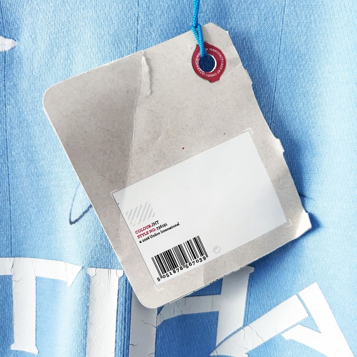 Umbro Manchester city jersey umbro 2010 2012 with signature Size US L / EU 52-54 / 3 - 4 Thumbnail