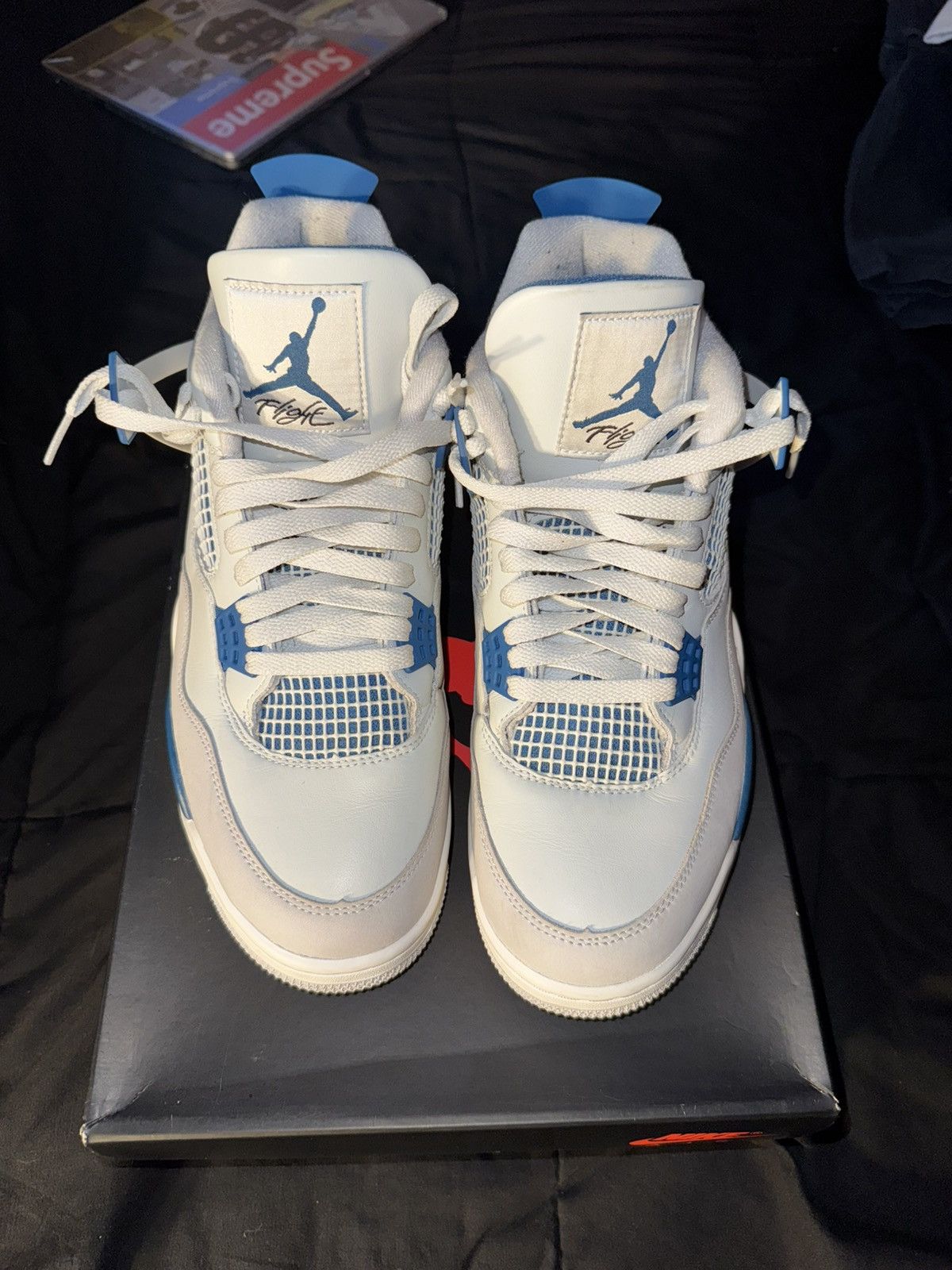 Air Jordan retro military blue
