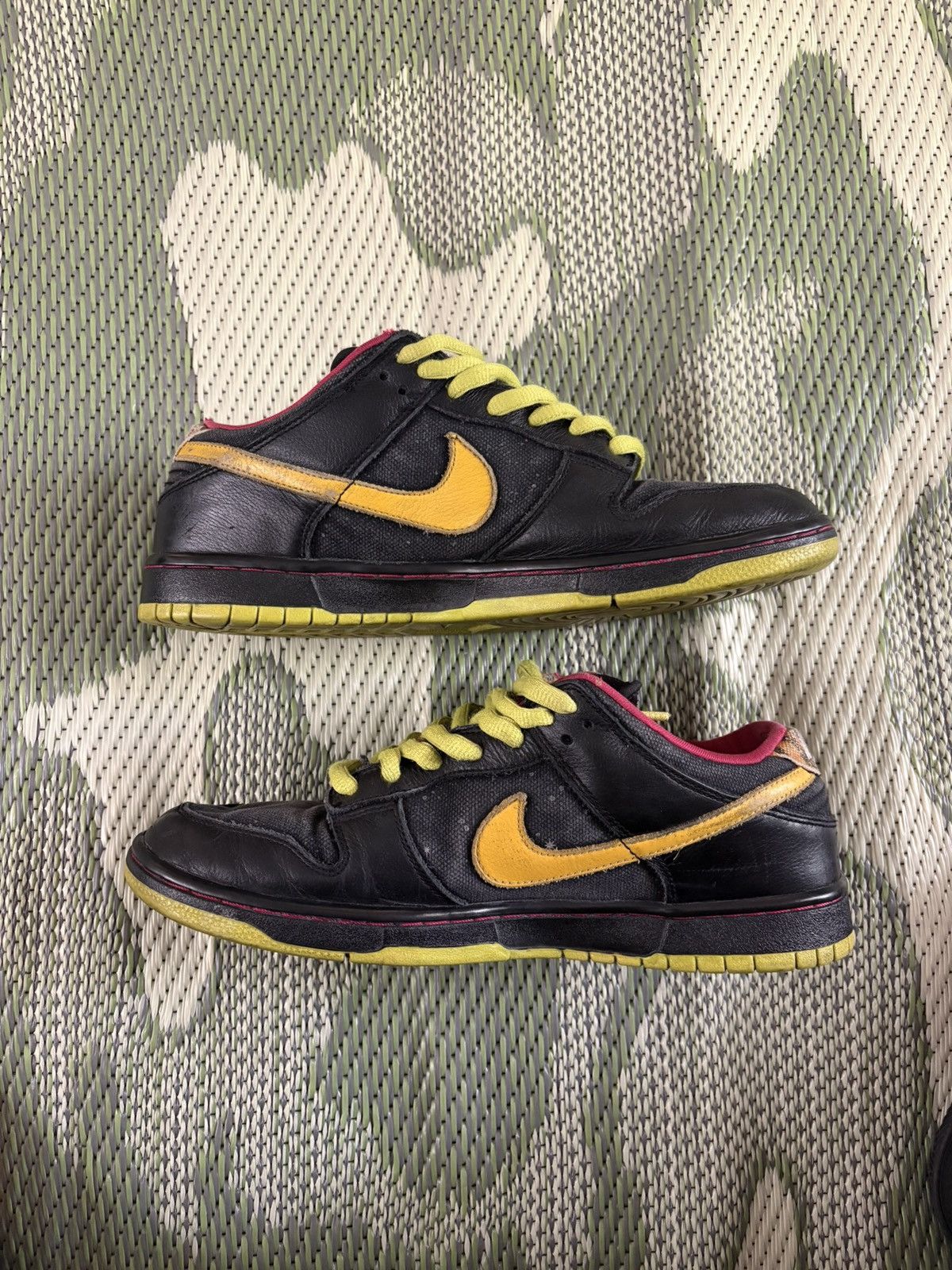 Nike Nike sb dunk space tiger Size US 10 / EU 43 - 2 Thumbnail