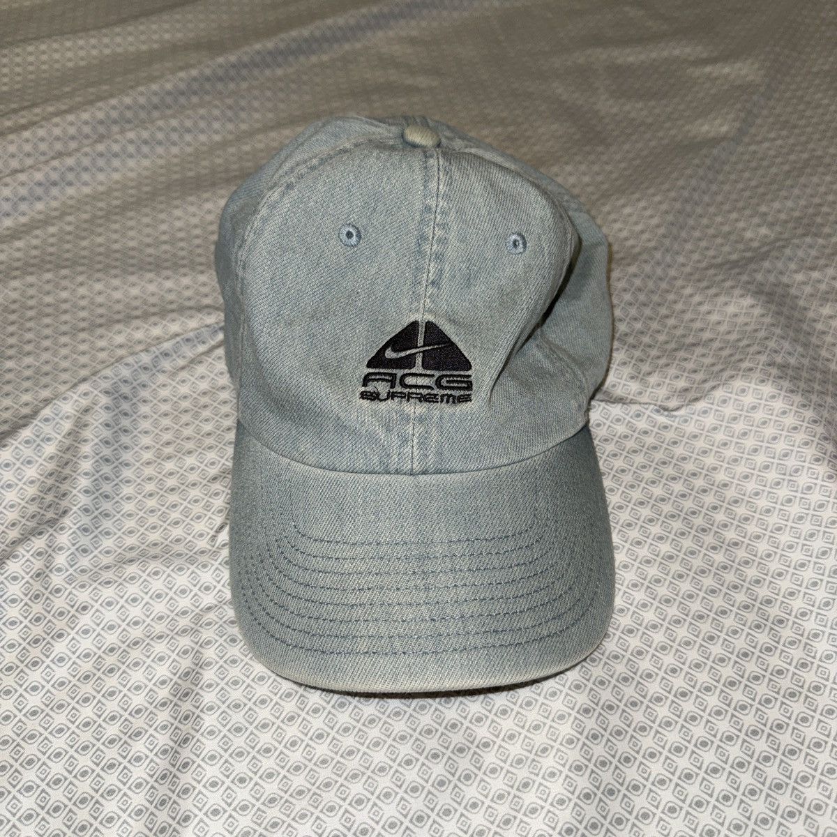 Nike ACG × Supreme Supreme Nike ACG Denim 6 Panel Blue Wash Size ONE SIZE - 1 Thumbnail