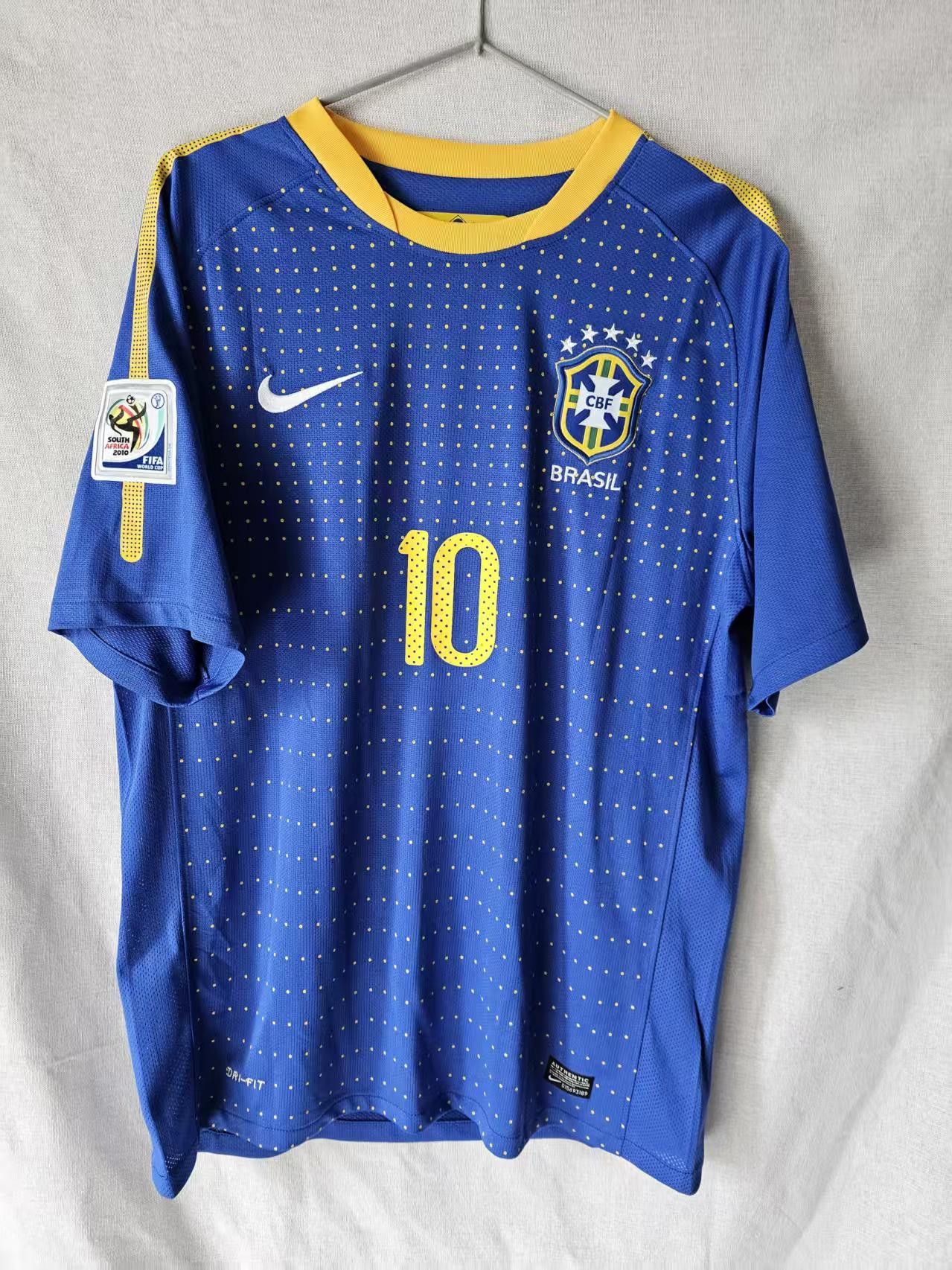 Other Vintage Brazil 10 Kaka Jersey Blue Size US XL / EU 56 / 4 - 2 Thumbnail