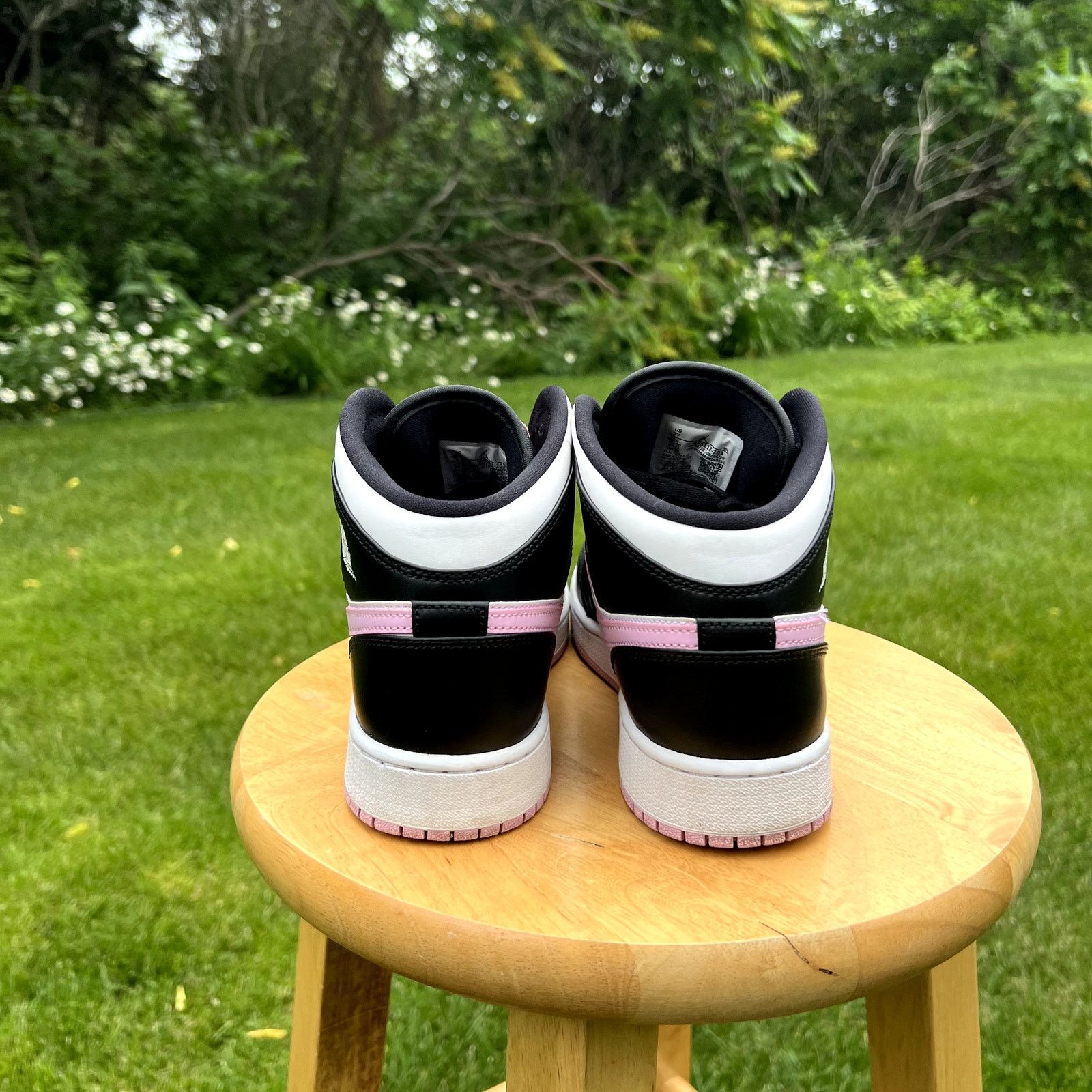 Jordan Brand × Nike Nike Air Jordan 1 Mid GS White Light Arctic Pink - Size 7 Size US 7 / EU 40 - 5 Thumbnail