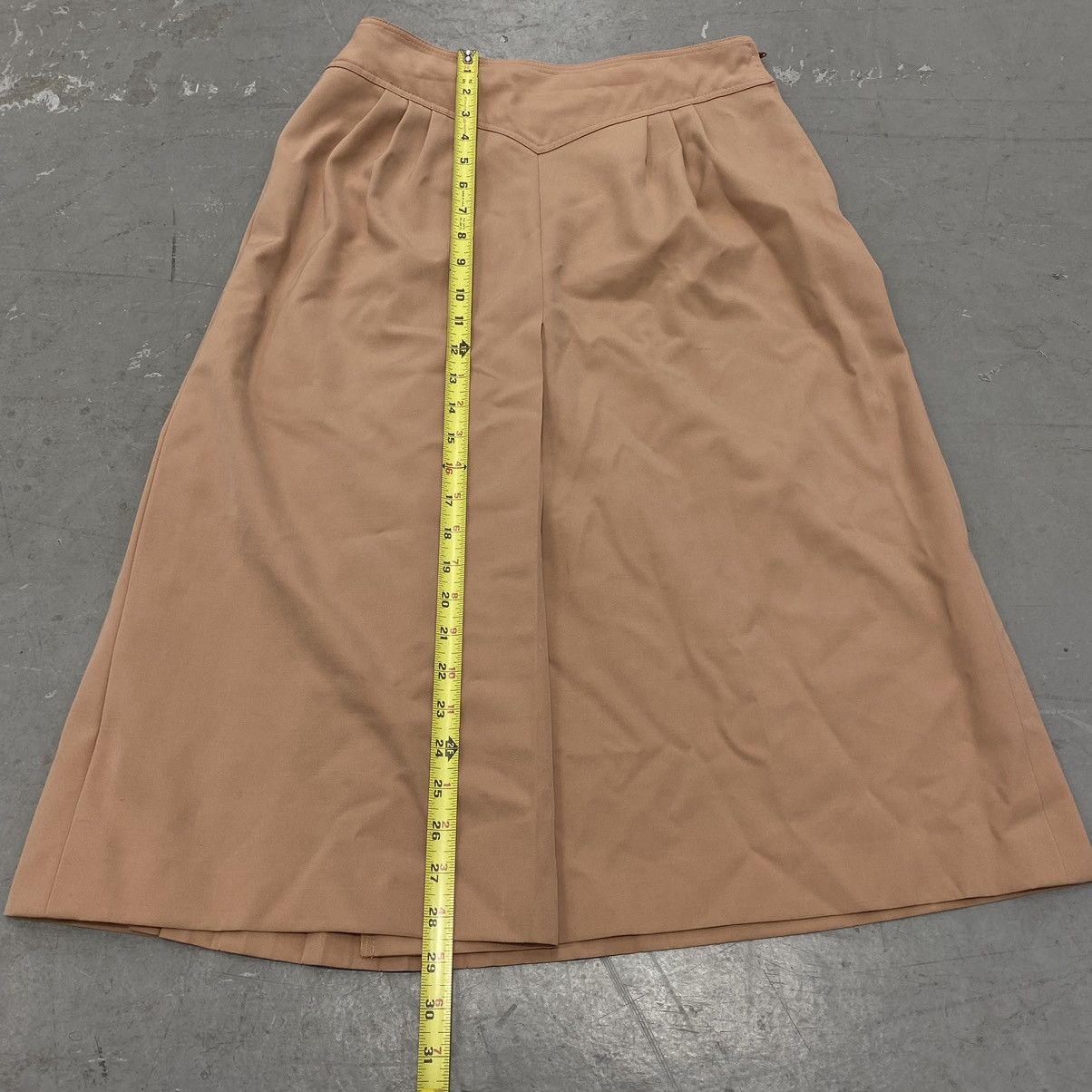 Designer × Gucci × Vintage Vintage 60s 70s Gucci Pink Zip A-Line Wool Midi Skirt ITALY Size 32" / US 10 / IT 46 - 4 Thumbnail