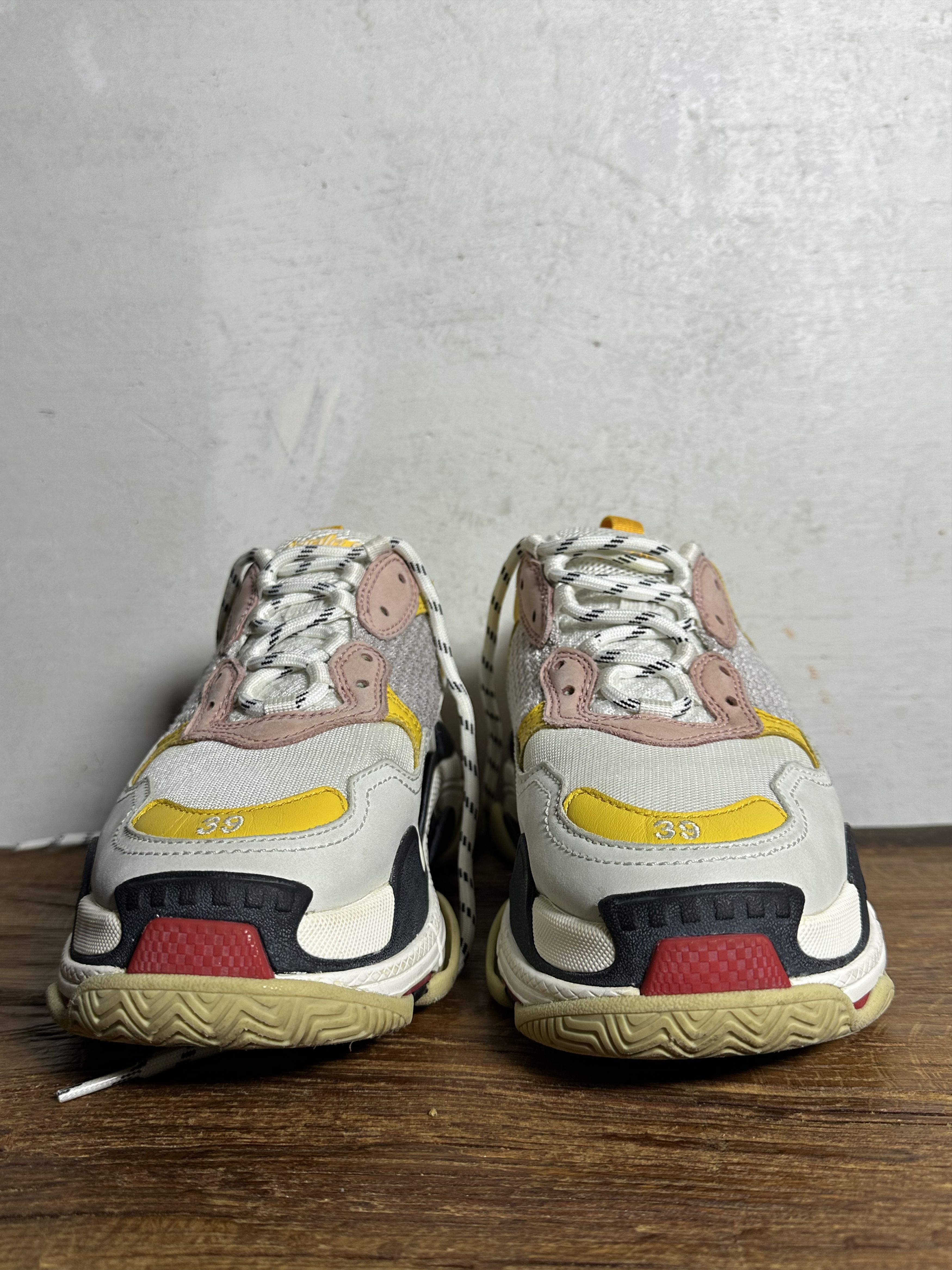Balenciaga Balenciaga Triple S Yellow White W Size US 9 / IT 39 - 5 Thumbnail
