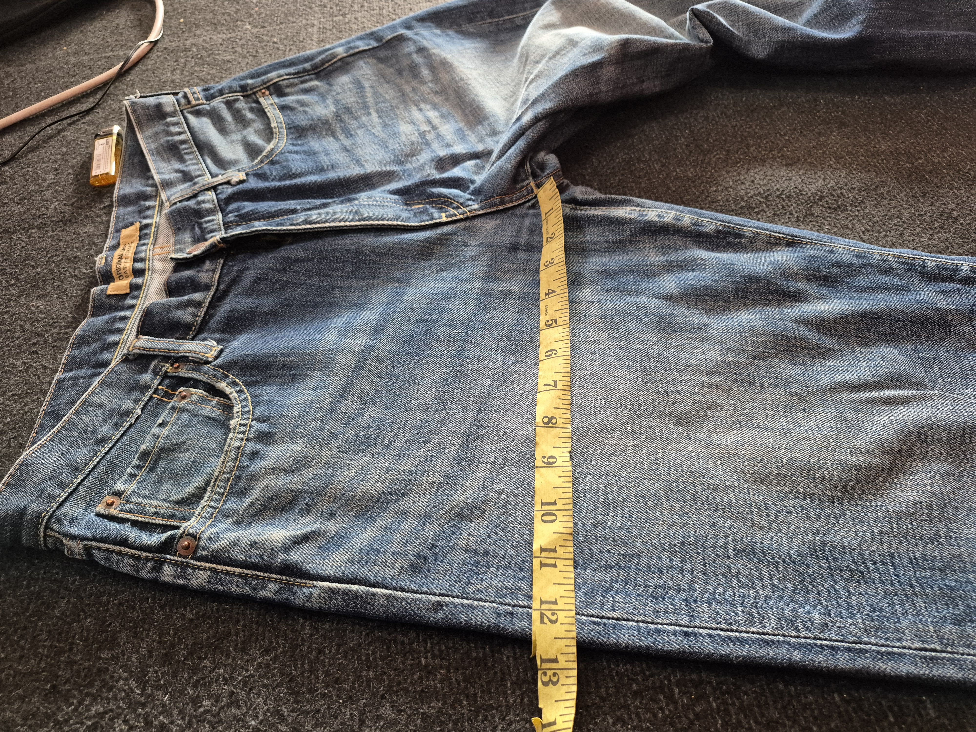 Uniqlo 🔥 Uniqlo Easy Fit Straight Jeans Denim Size US 35 - 16 Thumbnail