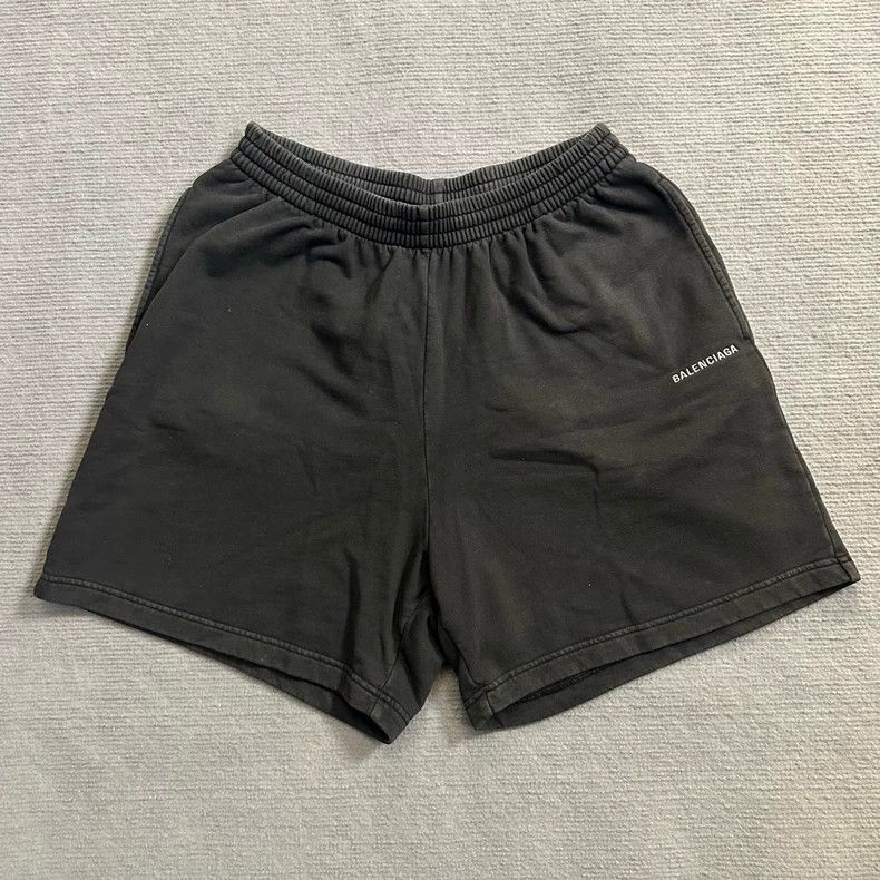Balenciaga Balenciaga size s Black shorts 2505-Nextarrow Size US 28 / EU 44 - 1 Thumbnail