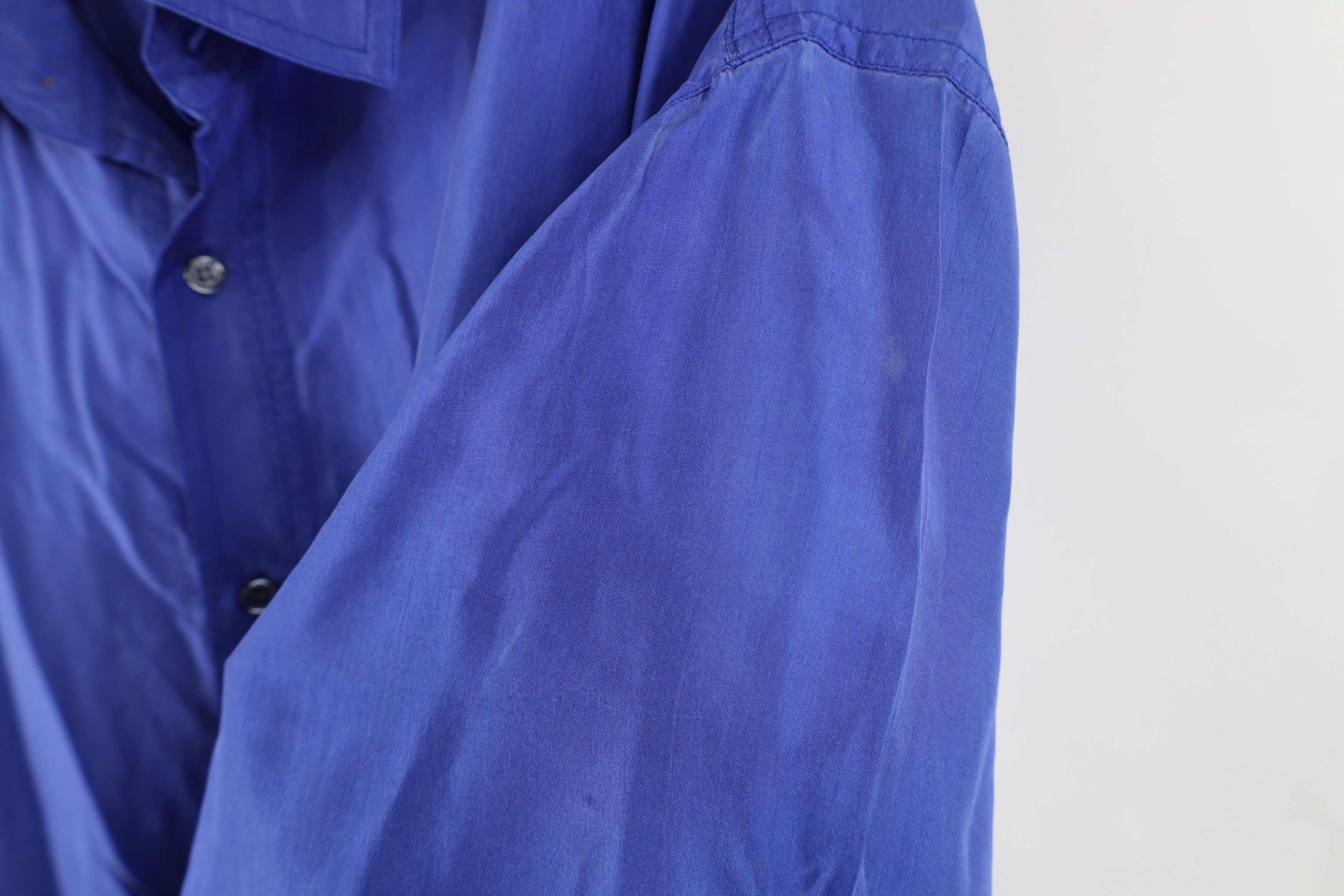 Vintage Vintage 90s Streetwear Silk Baggy Fit Button Shirt Blue Size US XL / EU 56 / 4 - 6 Thumbnail