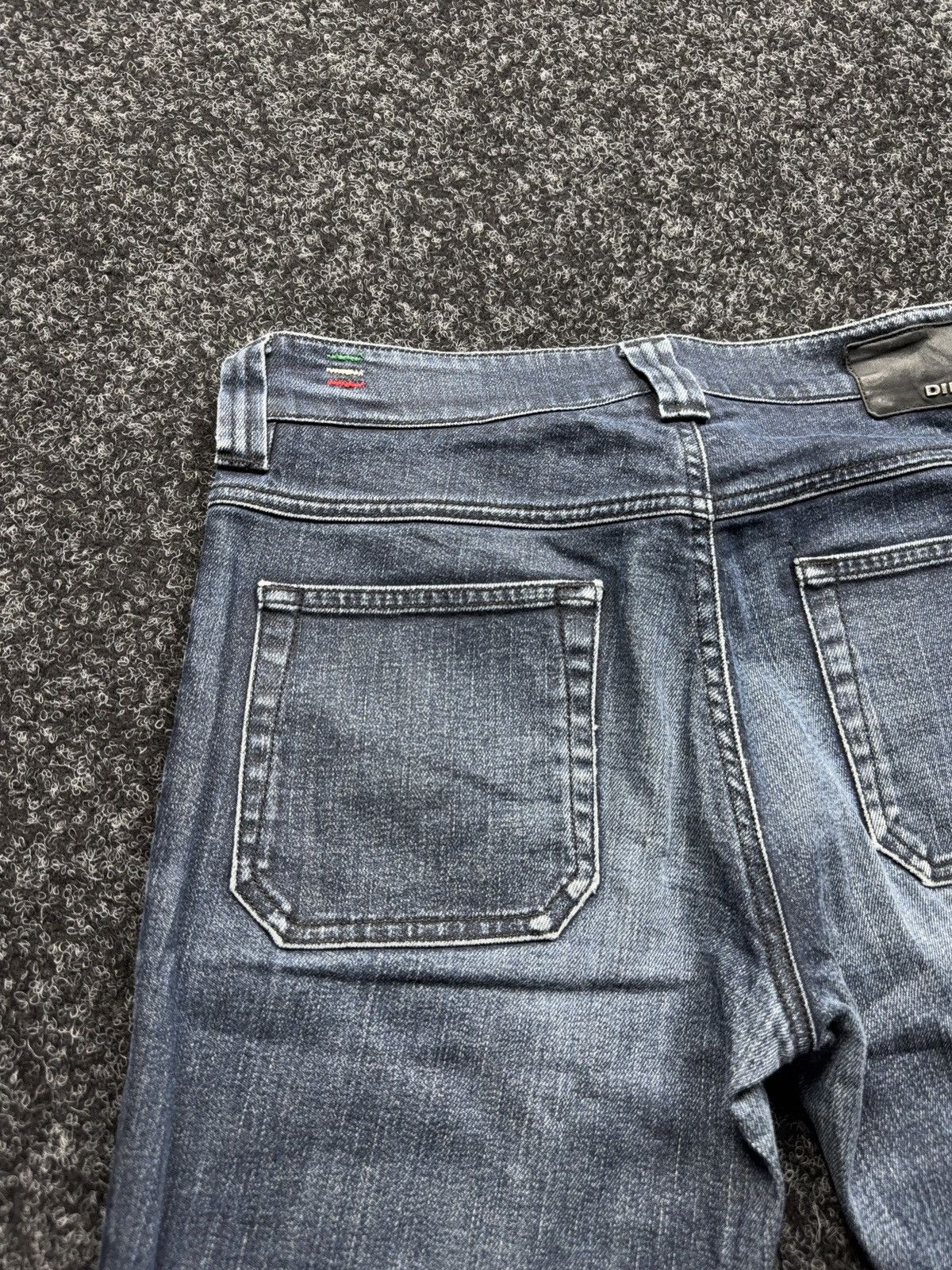 Diesel Retro 00s Diesel Fluzi Y2K Vntg Stretch Bootcut Flared Jeans Size 30" / US 8 / IT 44 - 19 Thumbnail