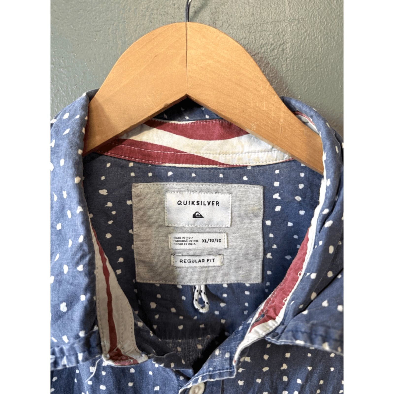 Quiksilver Quiksilver Shirt Blue Short Sleeve Button-Up XL Mens Size US XL / EU 56 / 4 - 3 Thumbnail