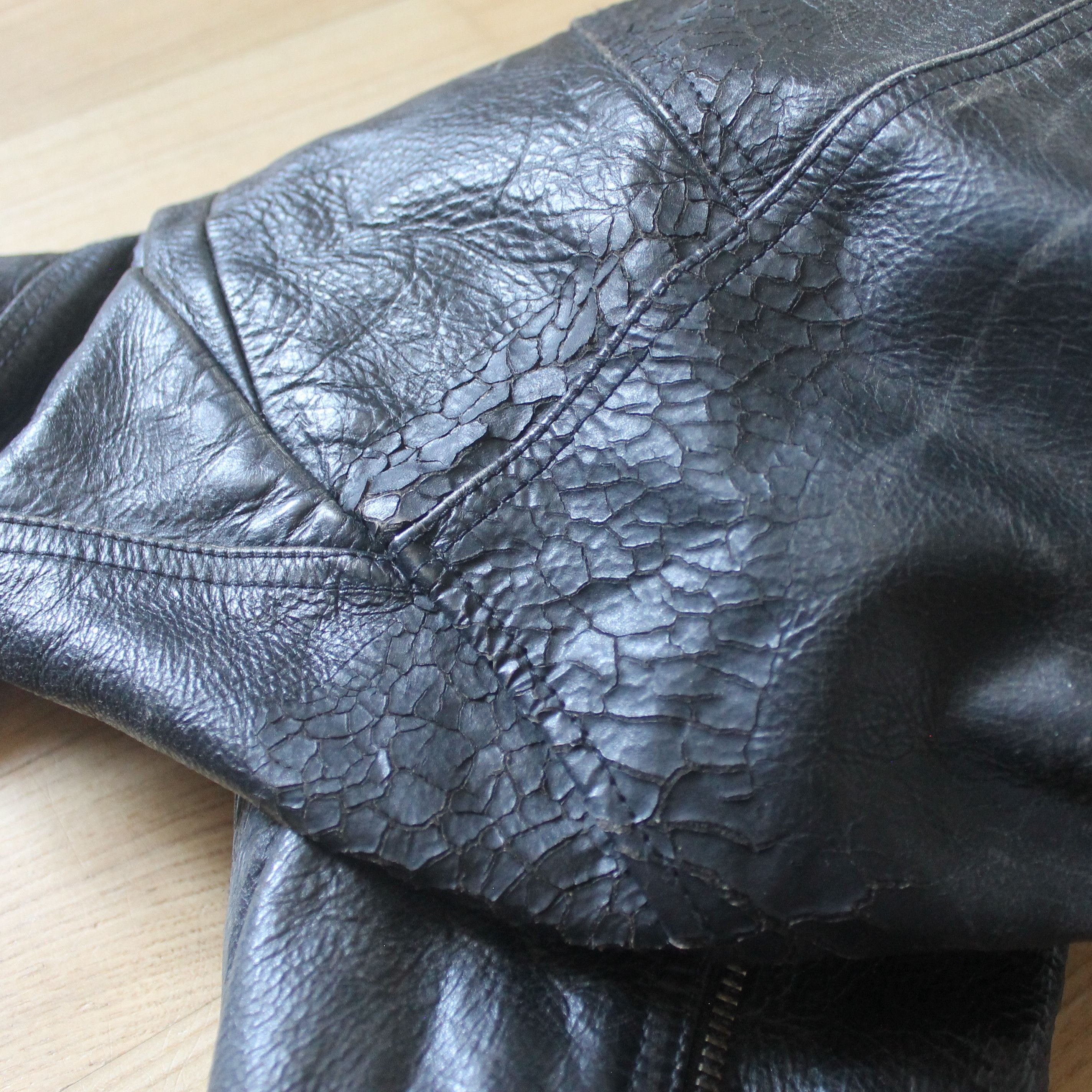 Allsaints MSRP $695 Allsaints Raid Biker Jacket Cracked Leather Size US S / EU 44-46 / 1 - 9 Thumbnail