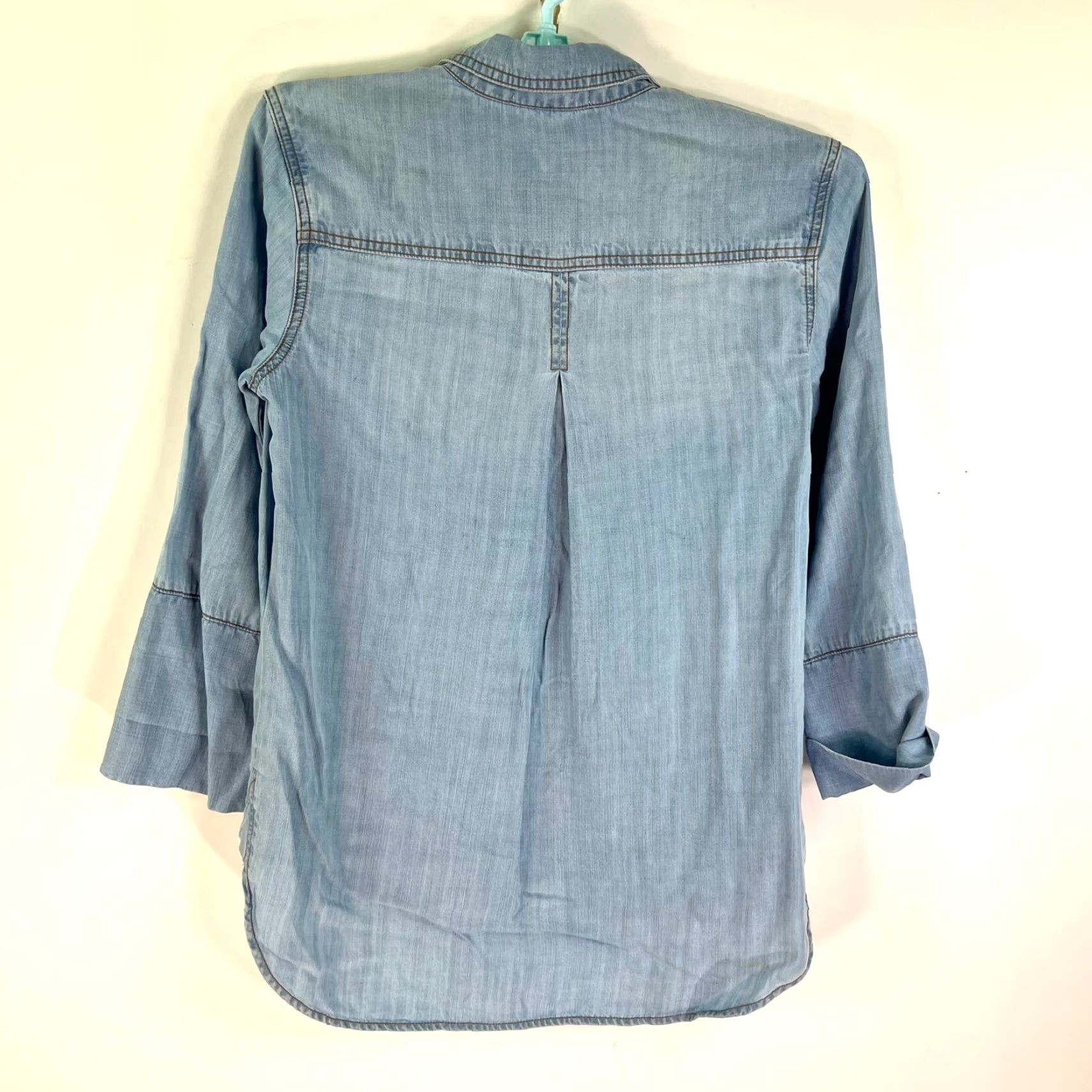 Bell Bella Dahl Denim Blouse 3/4 Sleeve Womens S Blue - Casual Workwear Shirt, Lyocell Denim, Button Front, Pockets, Classic Style Women’s Size S Size S / US 4 / IT 40 - 6 Thumbnail