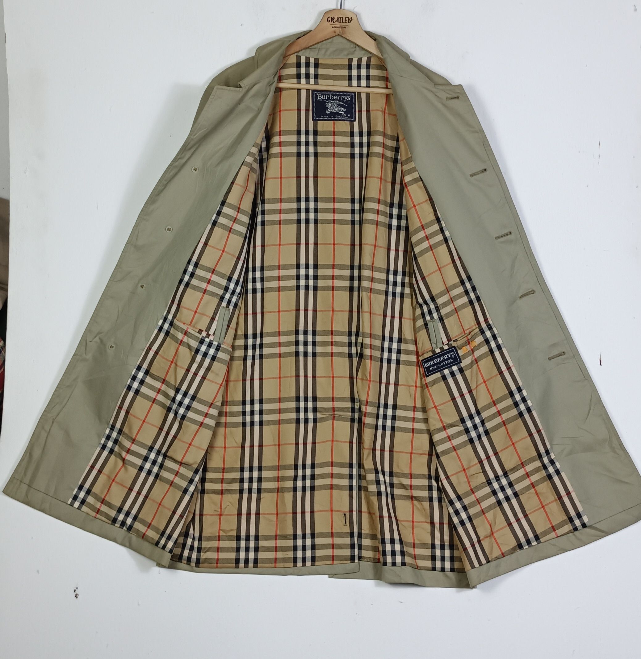 Burberry Vintage Burberrys London Nova Check 46 Short C95B Size US L / EU 52-54 / 3 - 2 Thumbnail