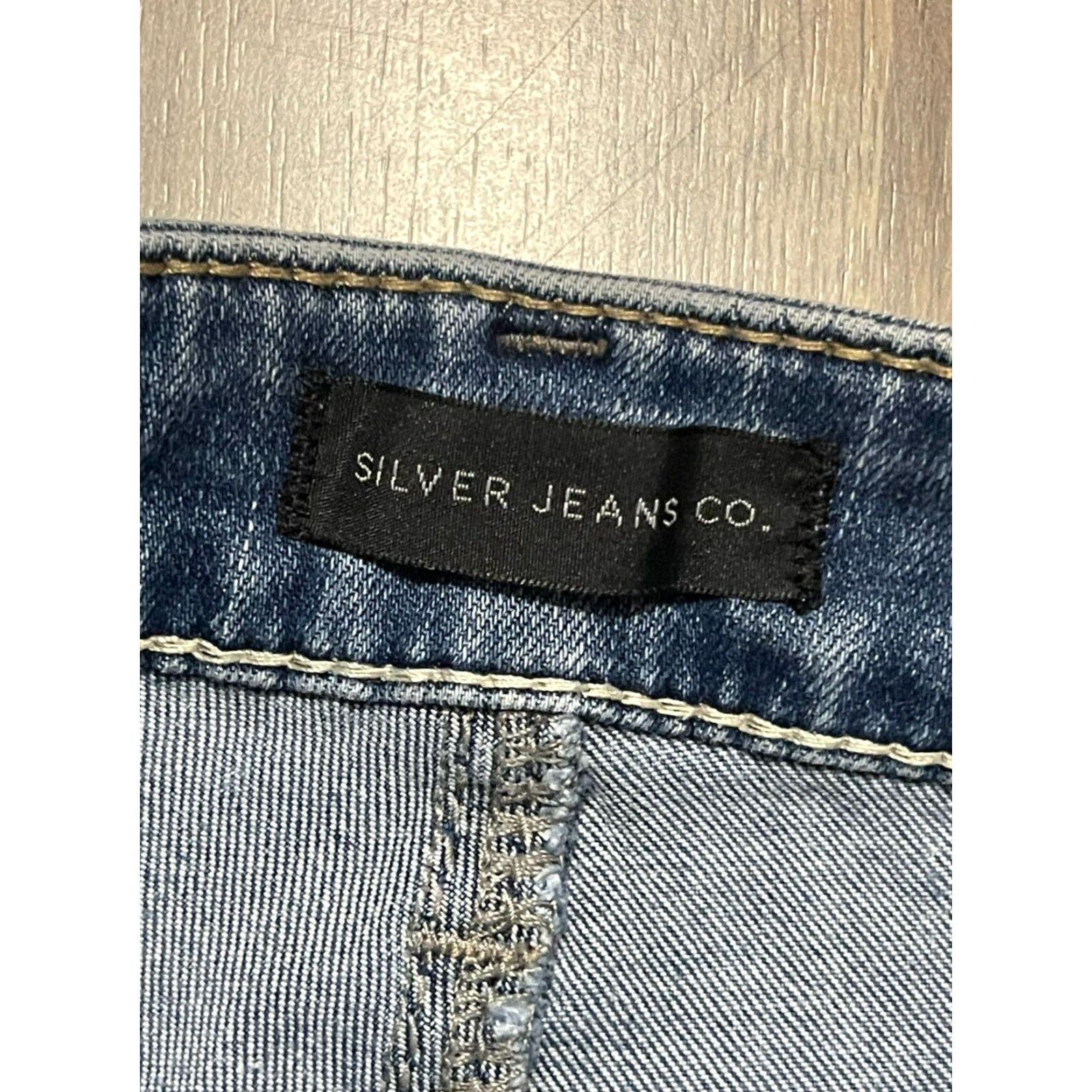 Silver Jeans Co. Silver Jeans Women's Denim Avery Slim Crop Jeans 27/26 Blue Cropped Raw Hem Size 27" / US 4 / IT 40 - 7 Thumbnail