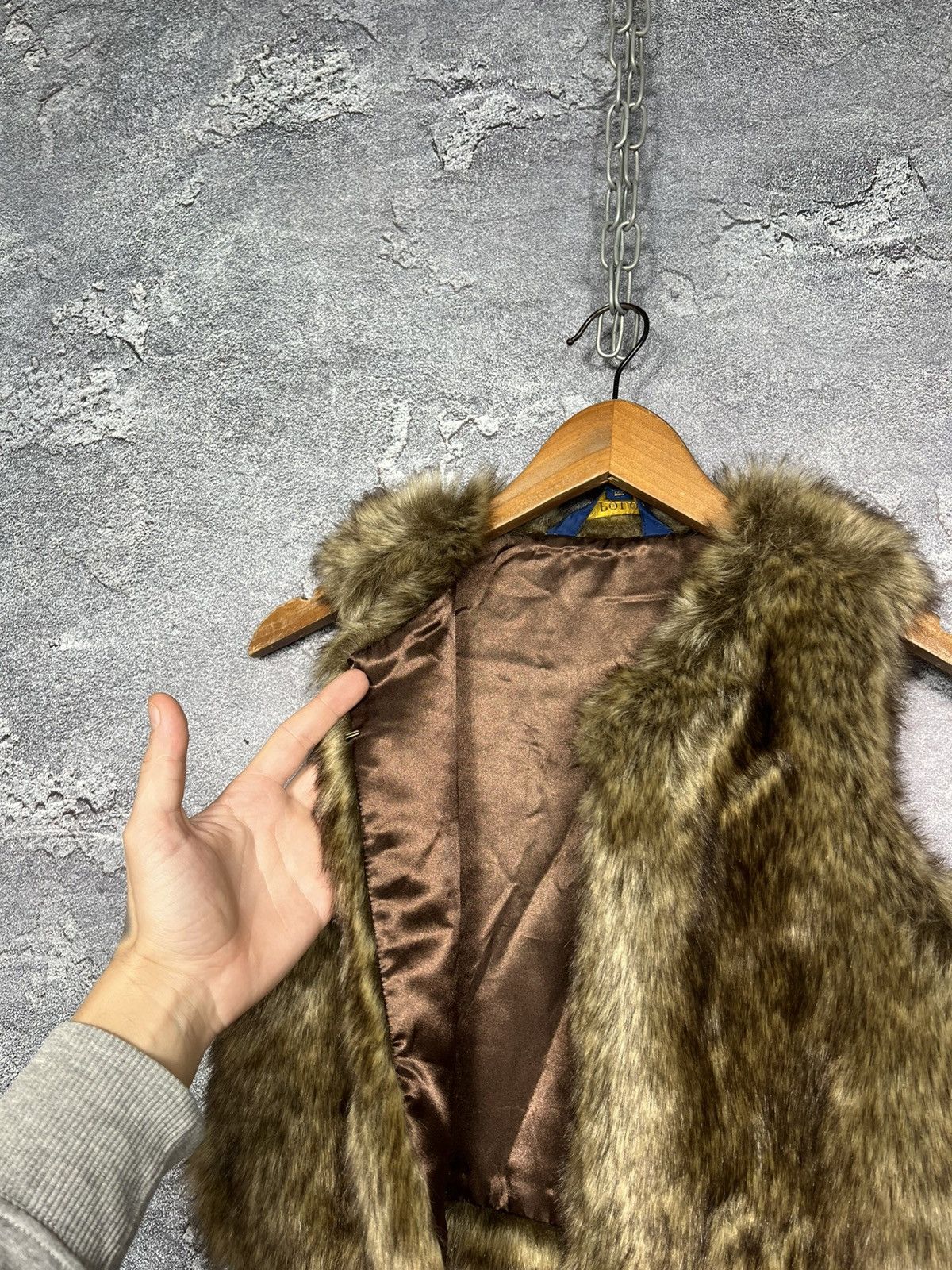 Polo Ralph Lauren Rare Ralph Lauren Y2K Hype Cropped Fur Vest Size Xs Size XS / US 0-2 / IT 36-38 - 6 Thumbnail