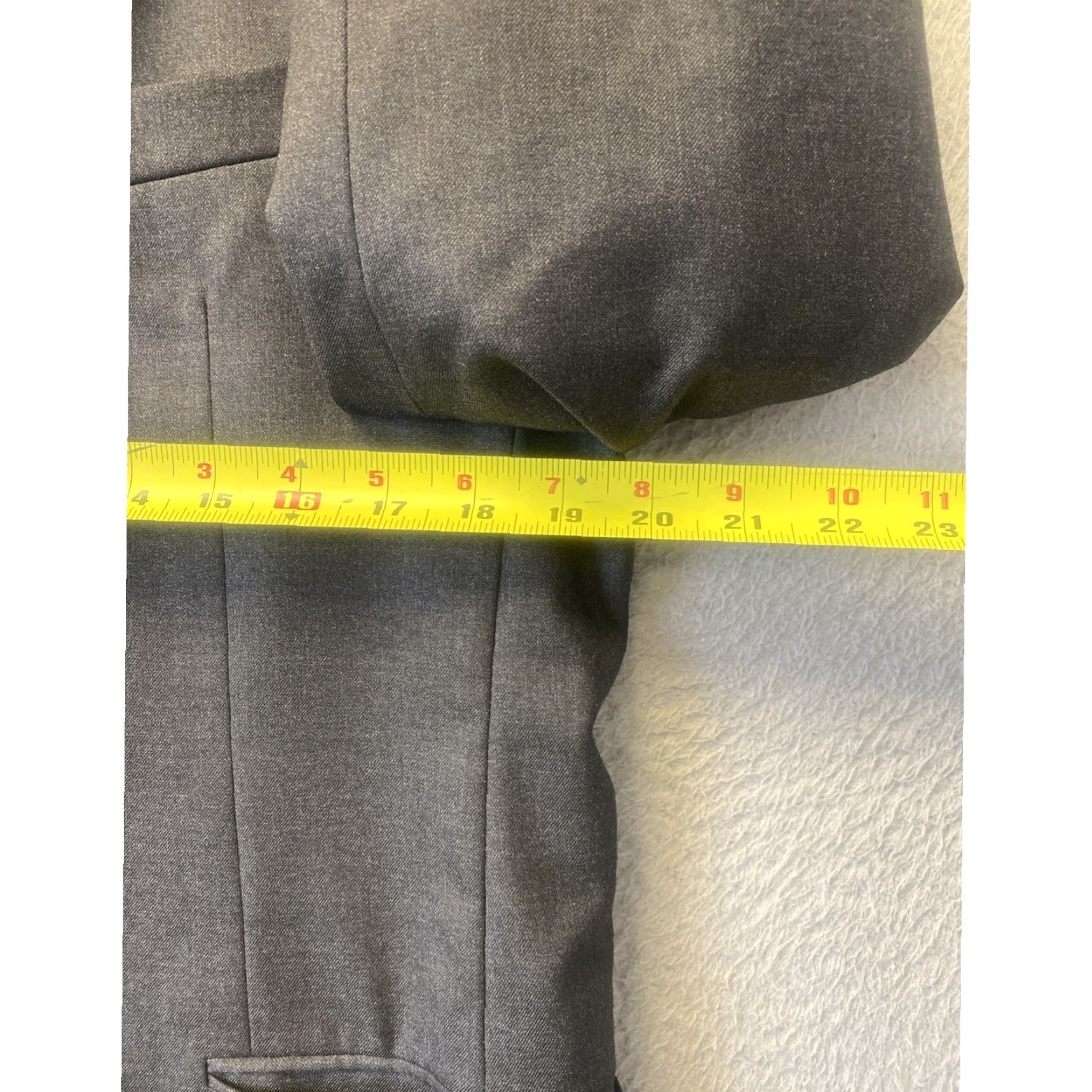 Vintage VINTAGE Hickey Freeman Wool Suit Jacket/Coat Size 40R Gray 3-Button Men’s 2 Piece 3-Button Front Regular Inseam 30" Mens Size 40R - 5 Thumbnail