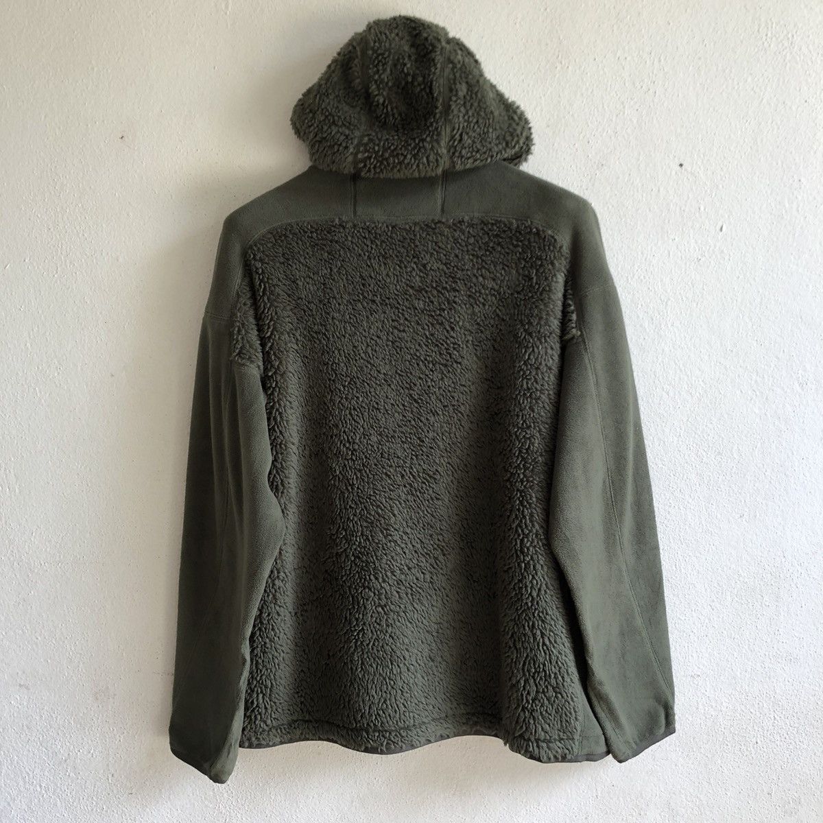 Uniqlo × White Mountaineering UNIQLO X WHITE MOUNTAINEERING fleece Size US L / EU 52-54 / 3 - 4 Thumbnail