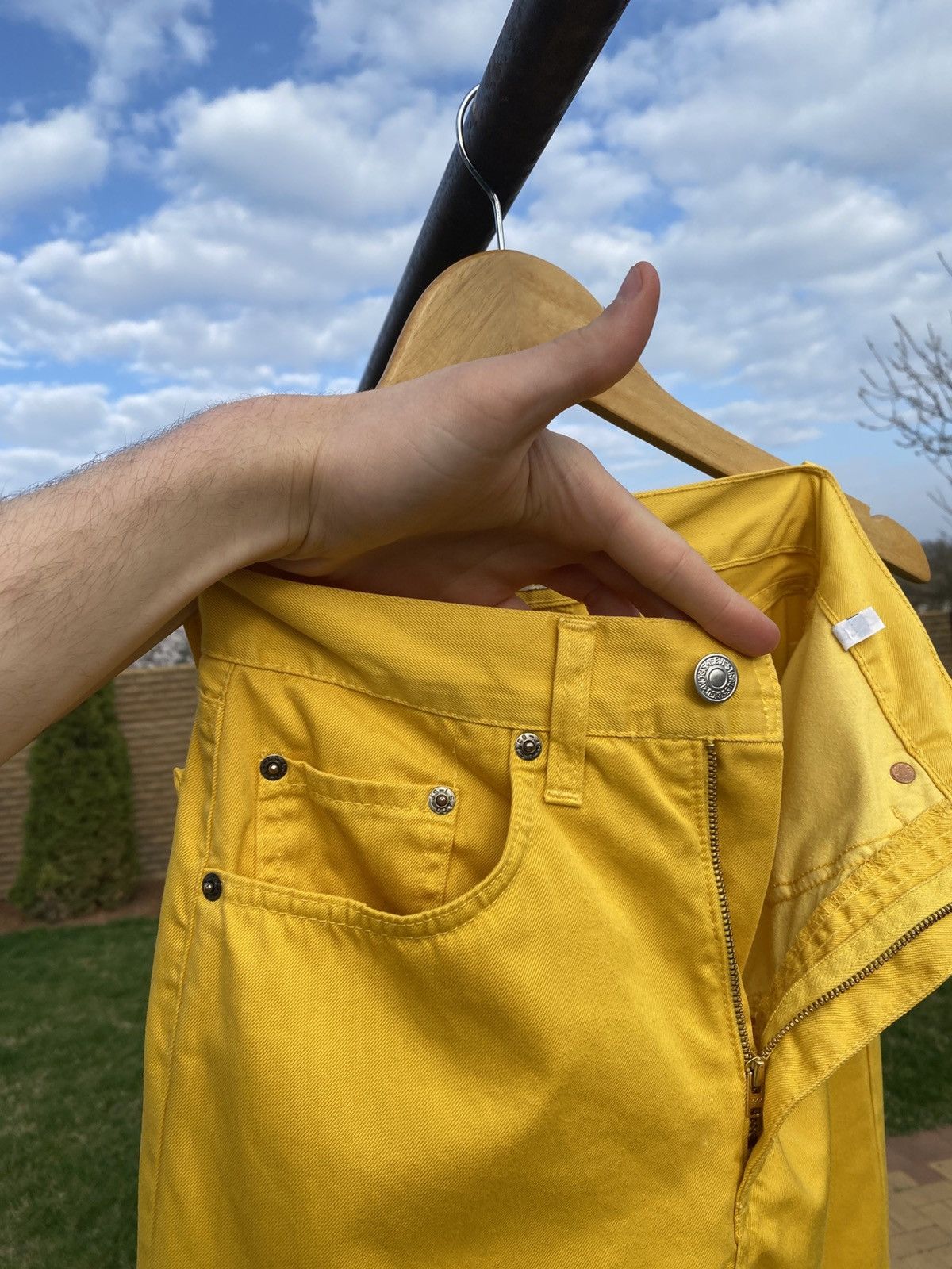 Levi's × Vintage Vintage Levi’s 441 Yellow Jeans Italy W27 L30 80s–90s Size 26" / US 2 / IT 38 - 7 Thumbnail