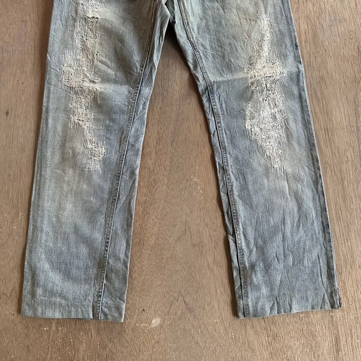 Dolce & Gabbana SICKSS 💥 VTG DOLCE&GABBANA DISTRESSED DENIM LIGHTWASH PANT Size US 34 / EU 50 - 6 Thumbnail