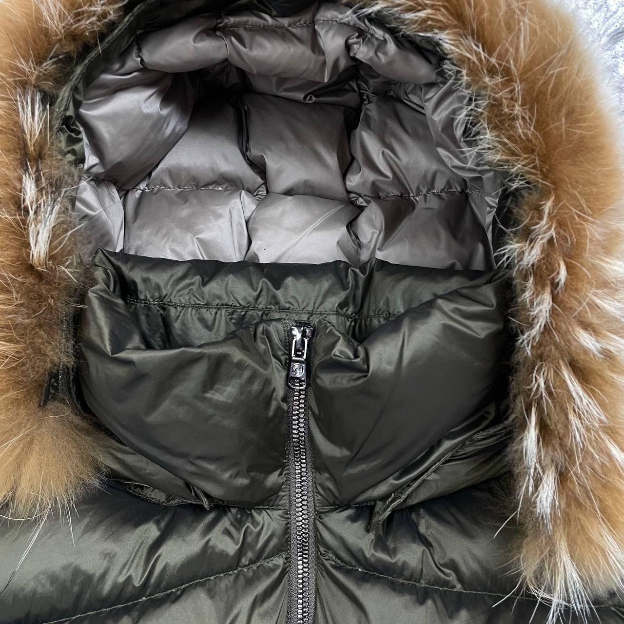 Colmar Colmar Mid-Length Down Jacket Women’s With Hood And Fur Trim Size M / US 6-8 / IT 42-44 - 4 Thumbnail