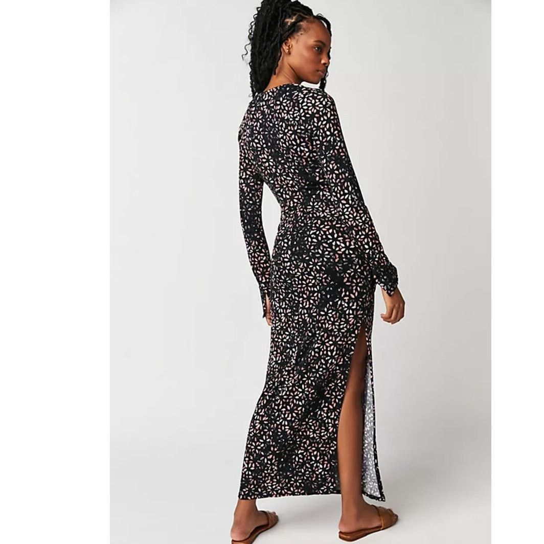 Free People New Free People Shayla Wrap Midi Dress $128 MEDIUM Black Size M / US 6-8 / IT 42-44 - 3 Thumbnail