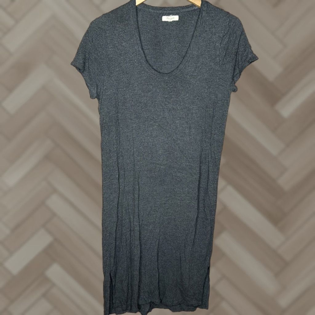 Madewell Madewell T-Shirt Dress Shirt Dress Charcoal Heather Gray Midi V-Neck Short Sleeve L Madewell Women Bohemian City Classic Preppy 90s? Size L / US 10 / IT 46 - 1 Thumbnail
