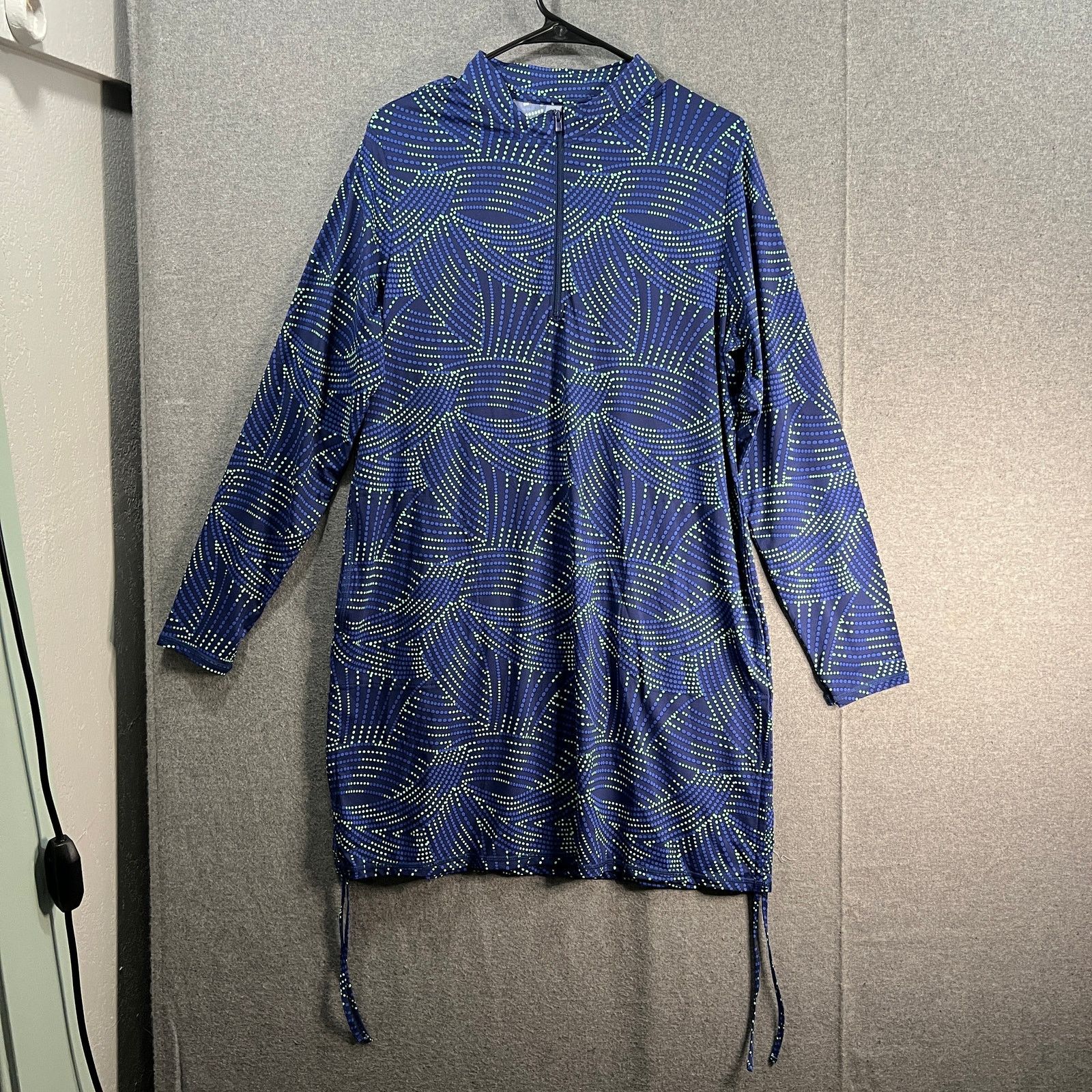 Other zuda UPF 50 Half Zip Cover Up Ruching Detail Navy Size M / US 6-8 / IT 42-44 - 1 Thumbnail